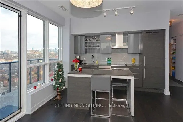 1030 King Street W, #Ph20