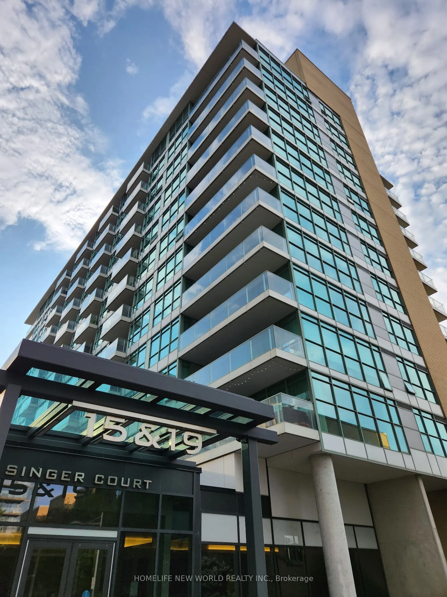 15 Singer Court, #807