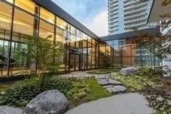 95 McMahon Drive, #2501