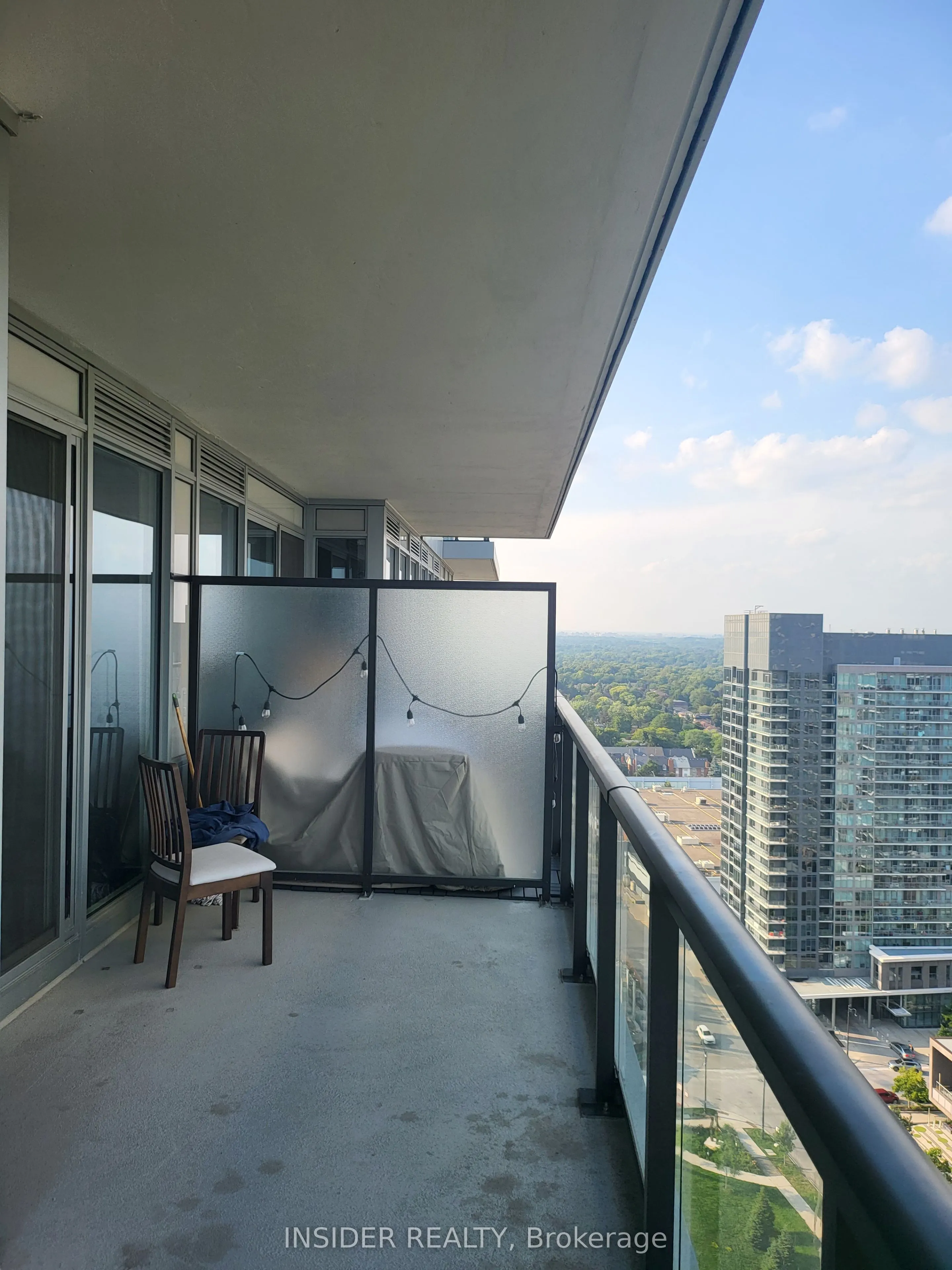95 McMahon Drive, #2501