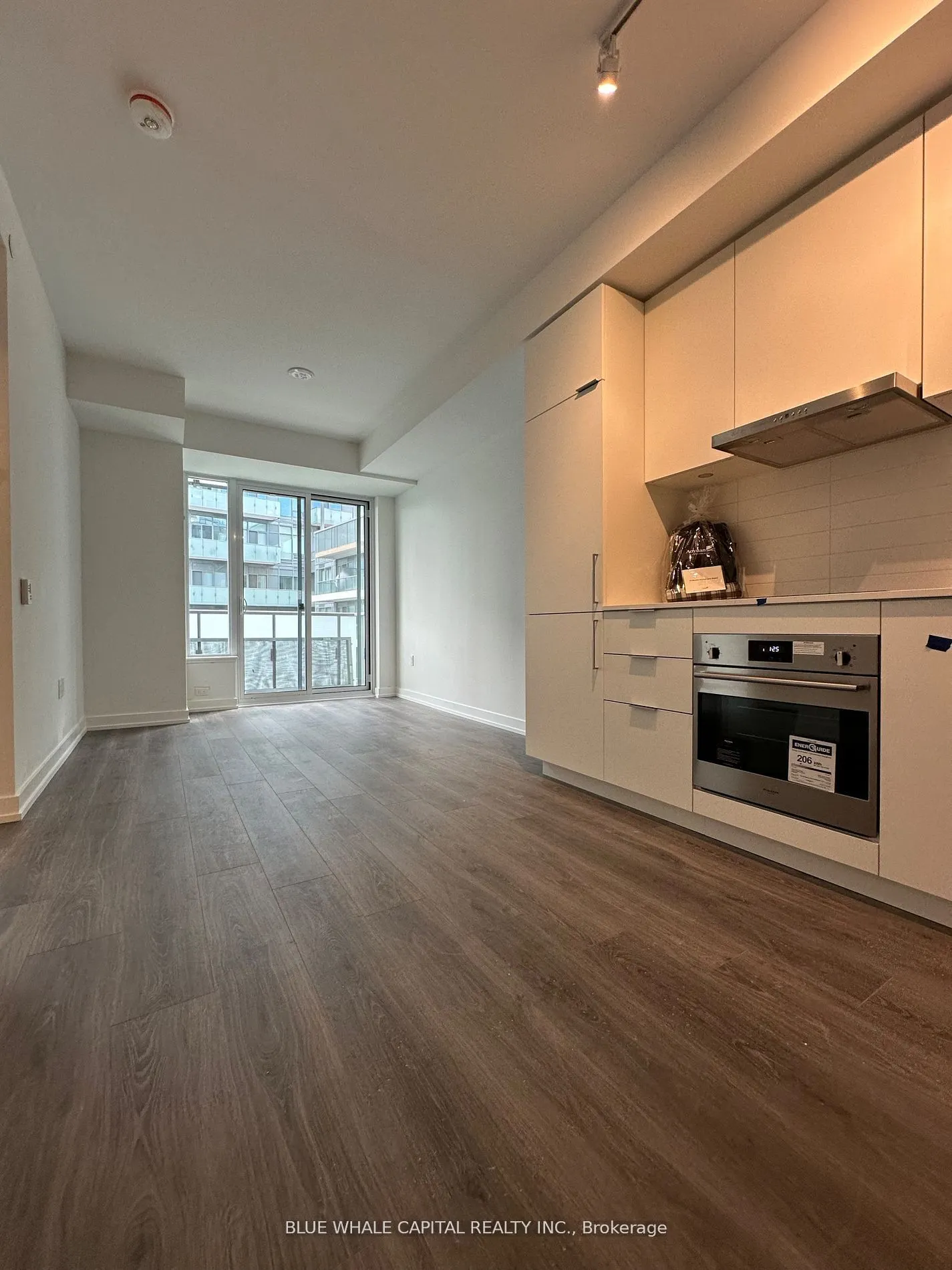 7 Golden Lion Heights, #N725