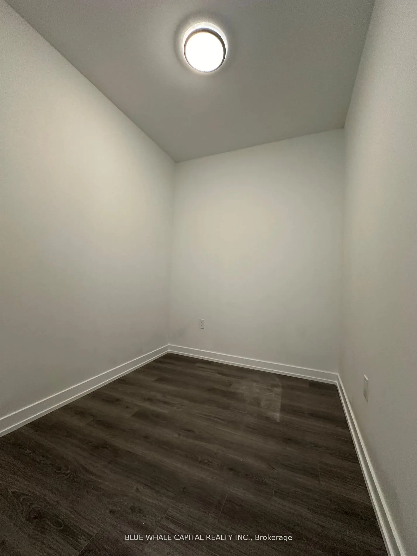 7 Golden Lion Heights, #N725