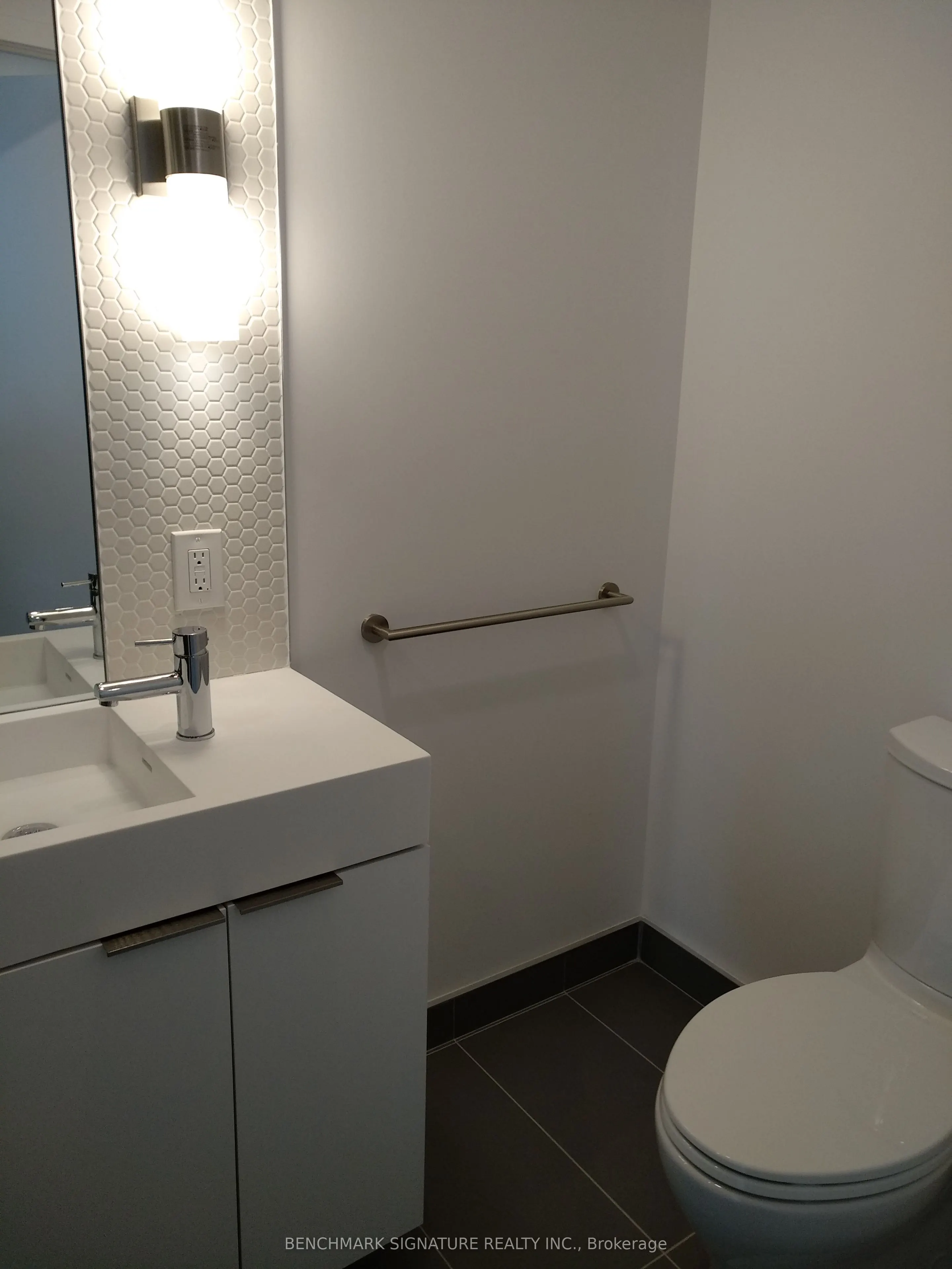 33 Helendale Avenue, #1803