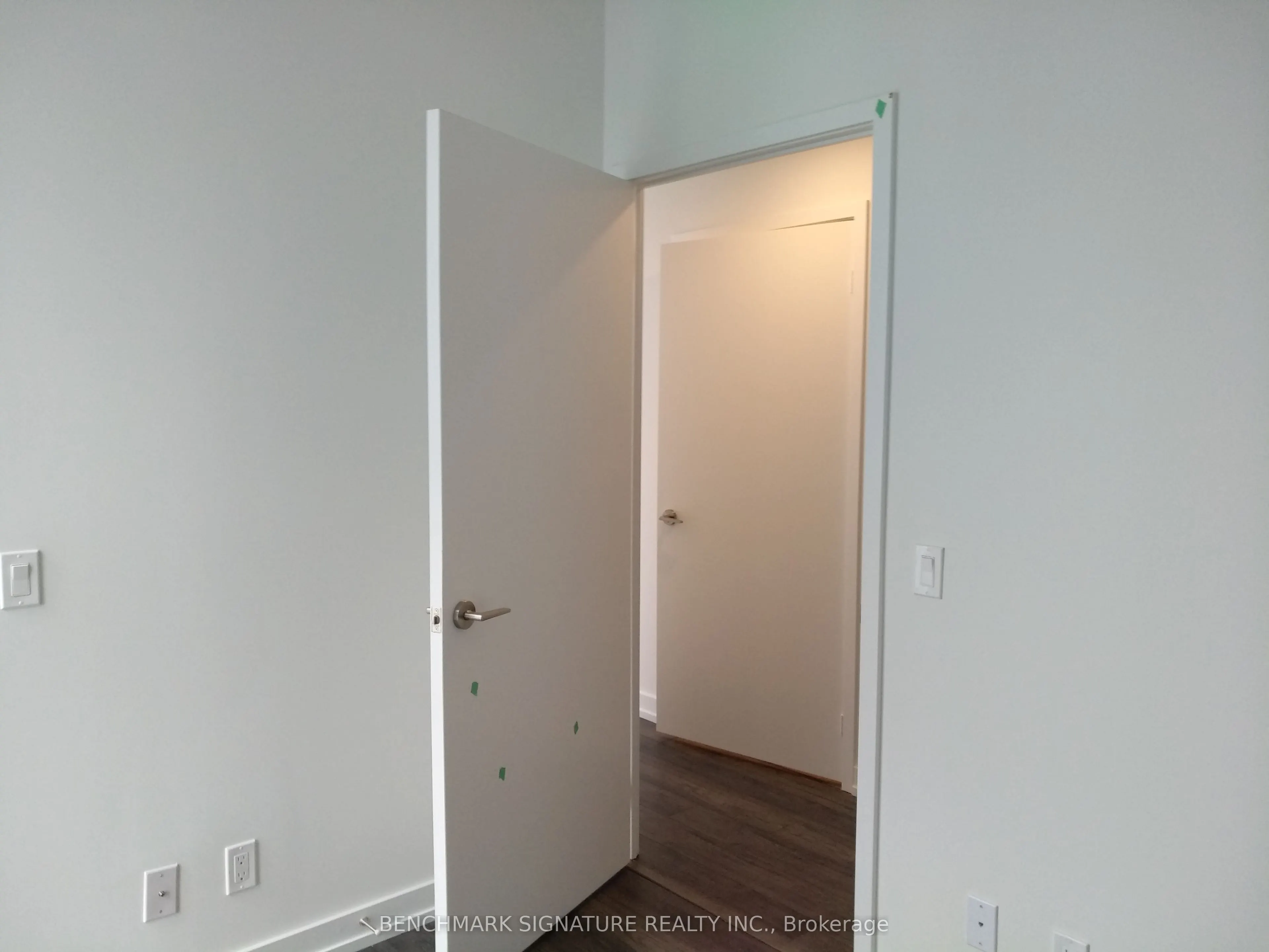 33 Helendale Avenue, #1803