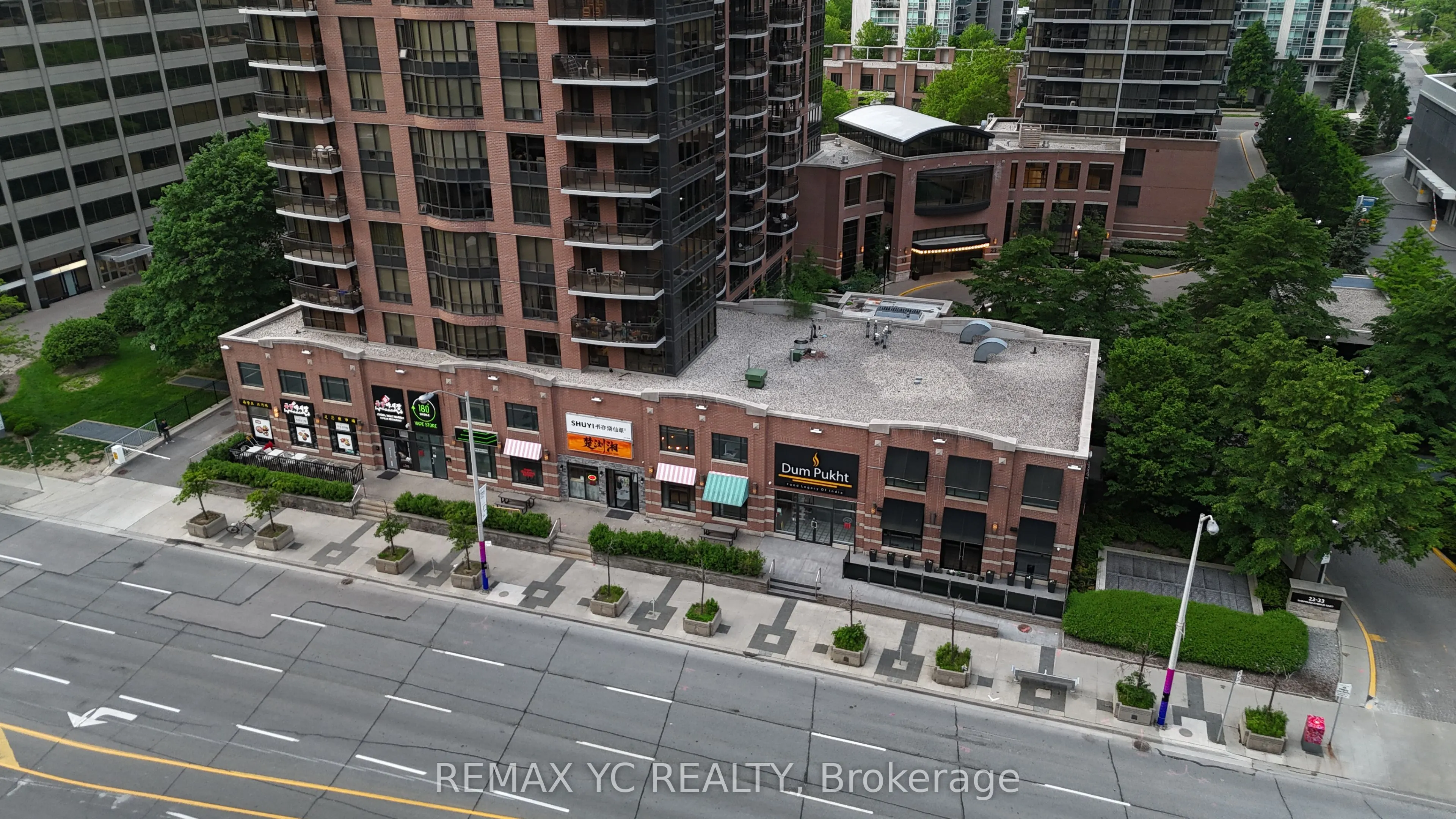 35-43 Sheppard Avenue E