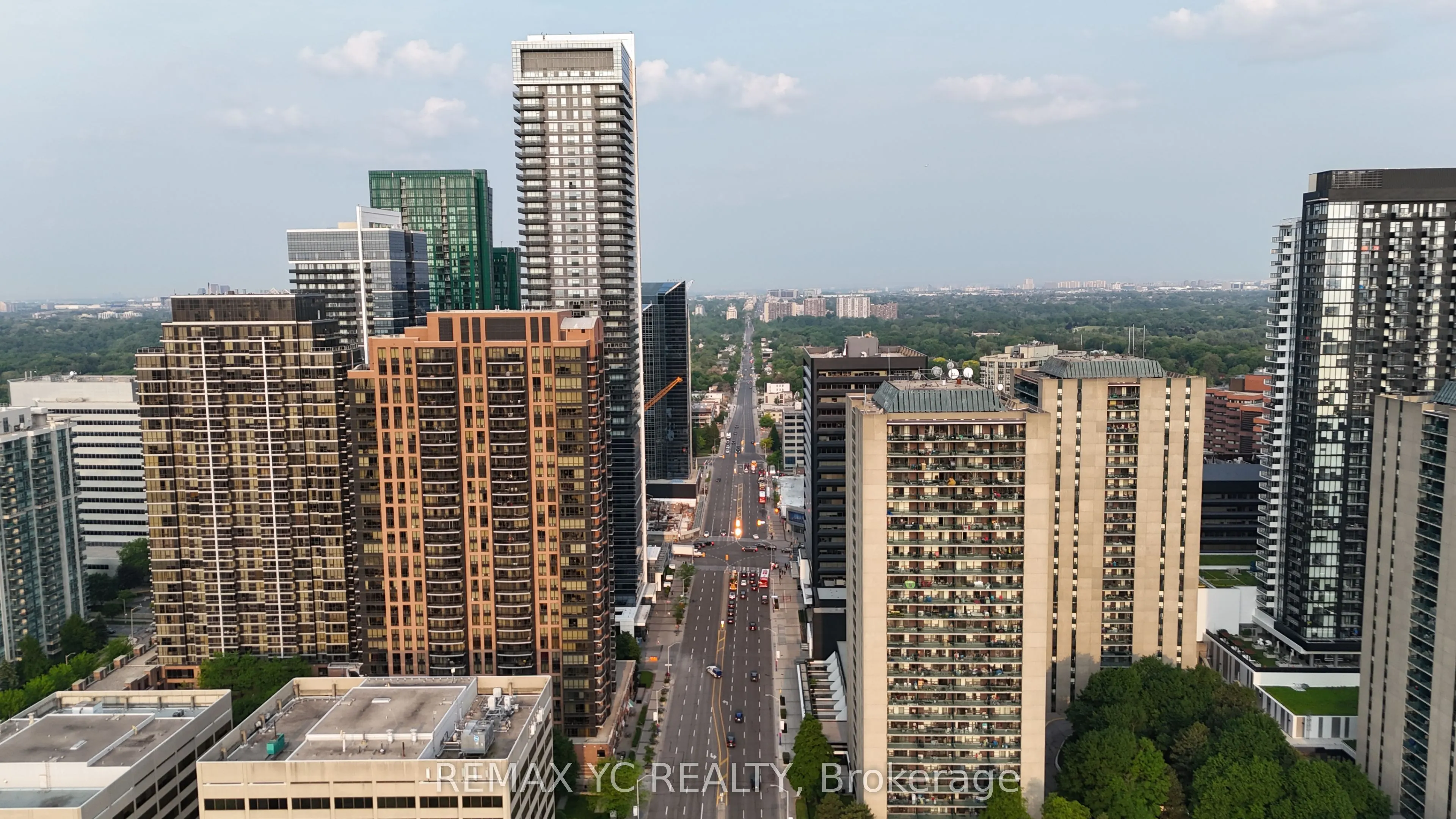 35-43 Sheppard Avenue E
