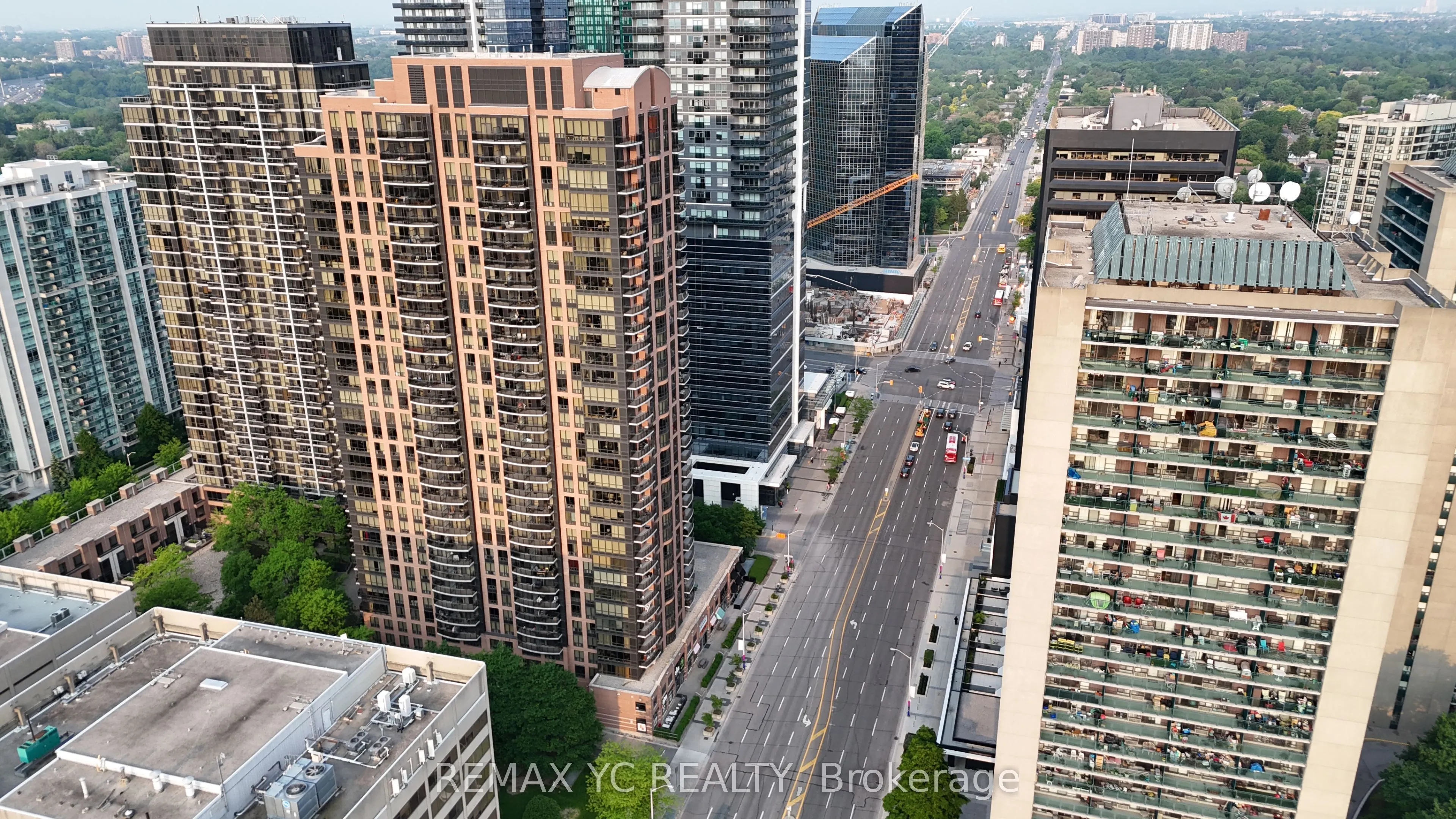 35-43 Sheppard Avenue E