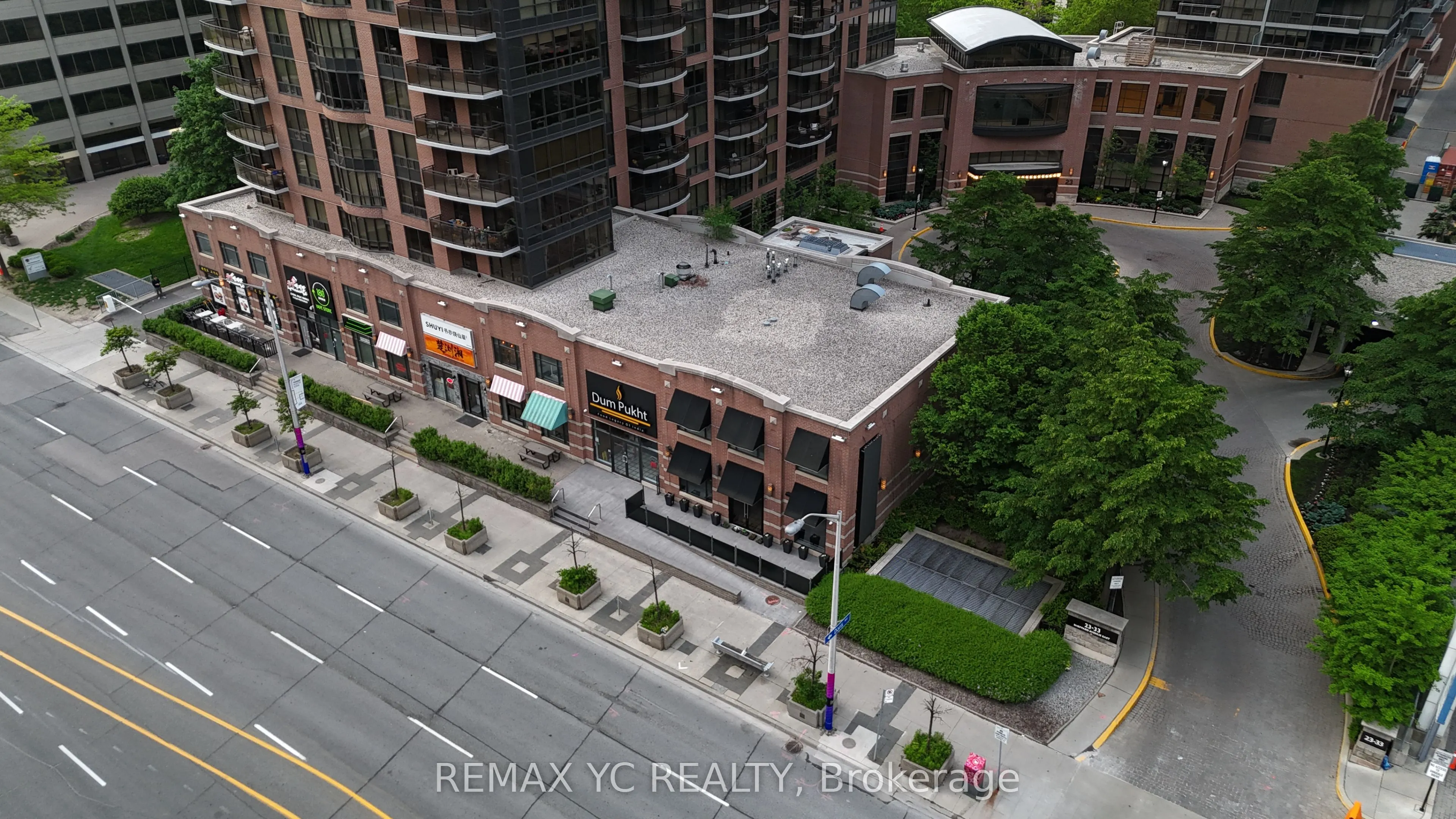 35-43 Sheppard Avenue E