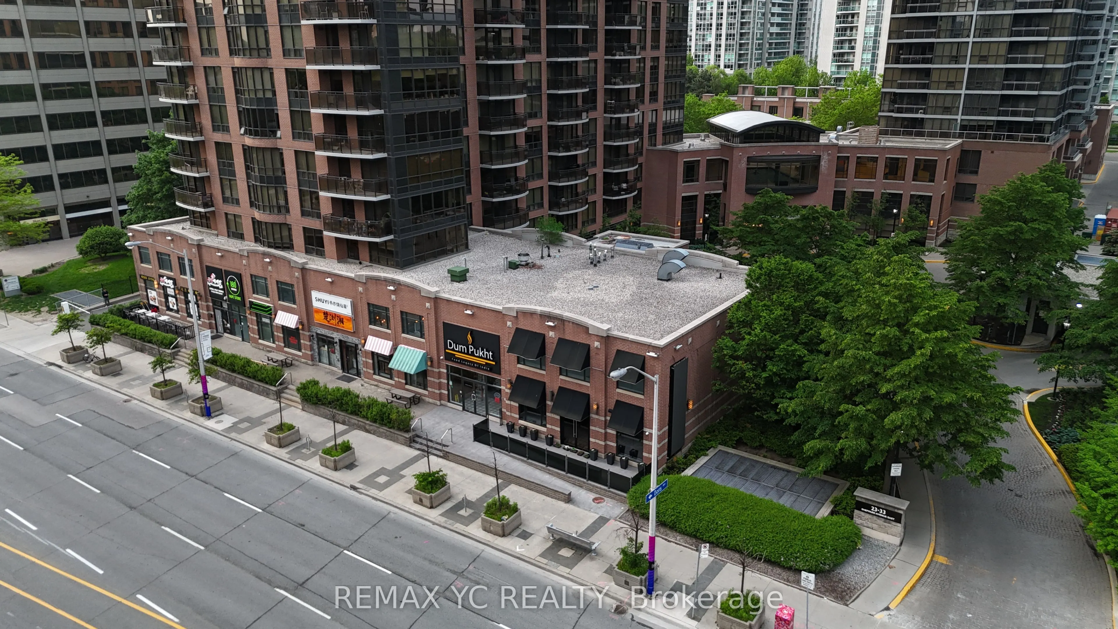 35-43 Sheppard Avenue E