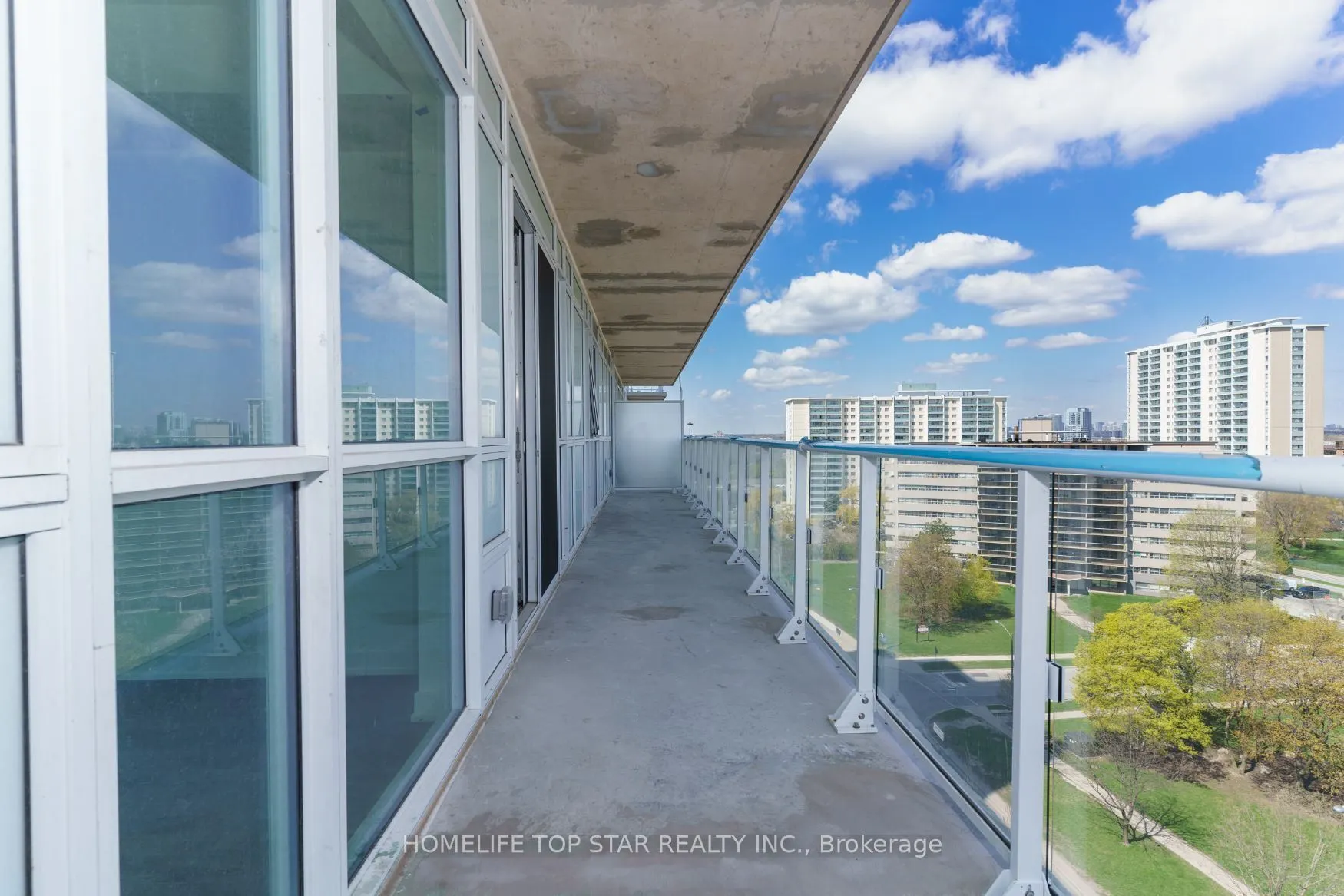 10 Deerlick Court, #11