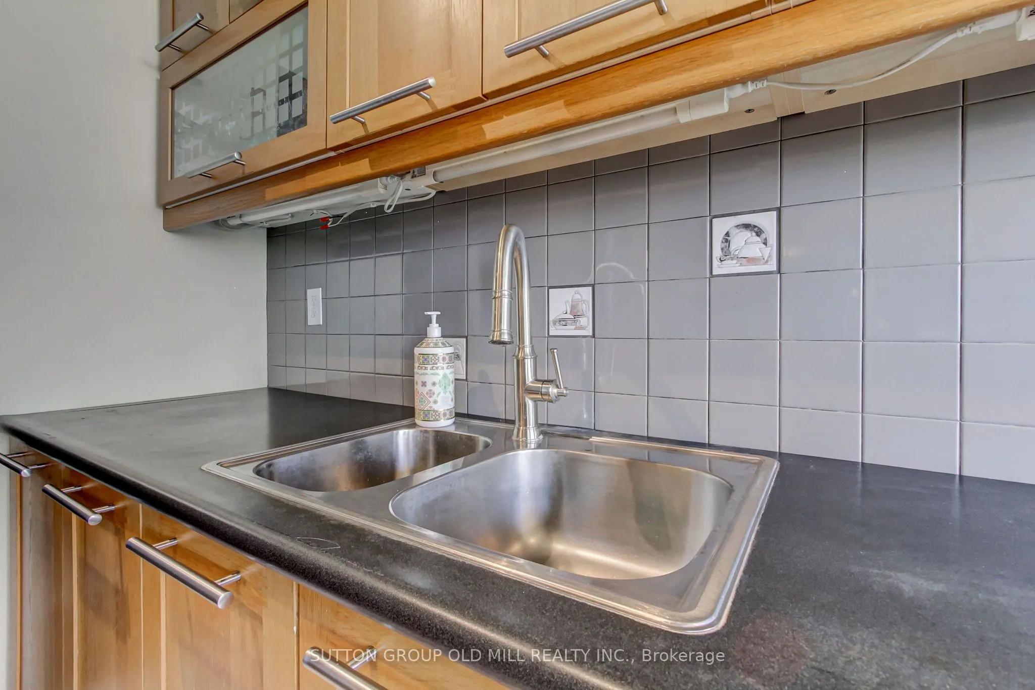 133 Torresdale Avenue, #1604