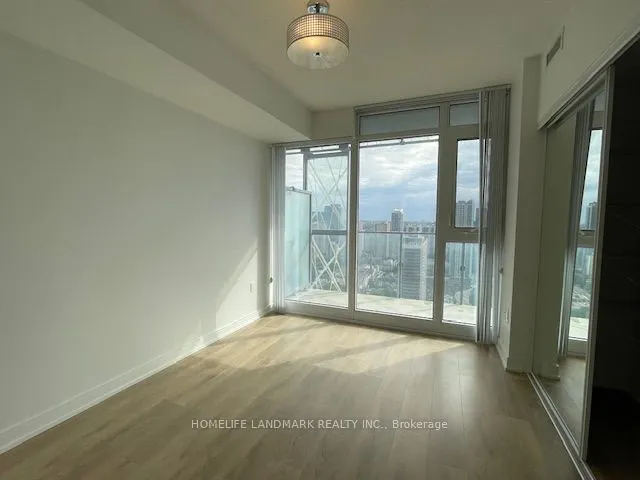 50 Wellesley St Drive E, #3908