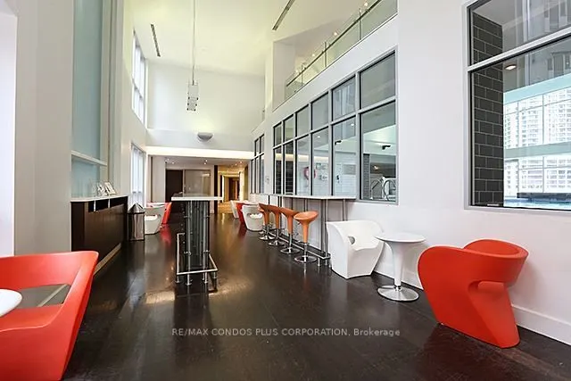 218 Queens Quay W, #2311