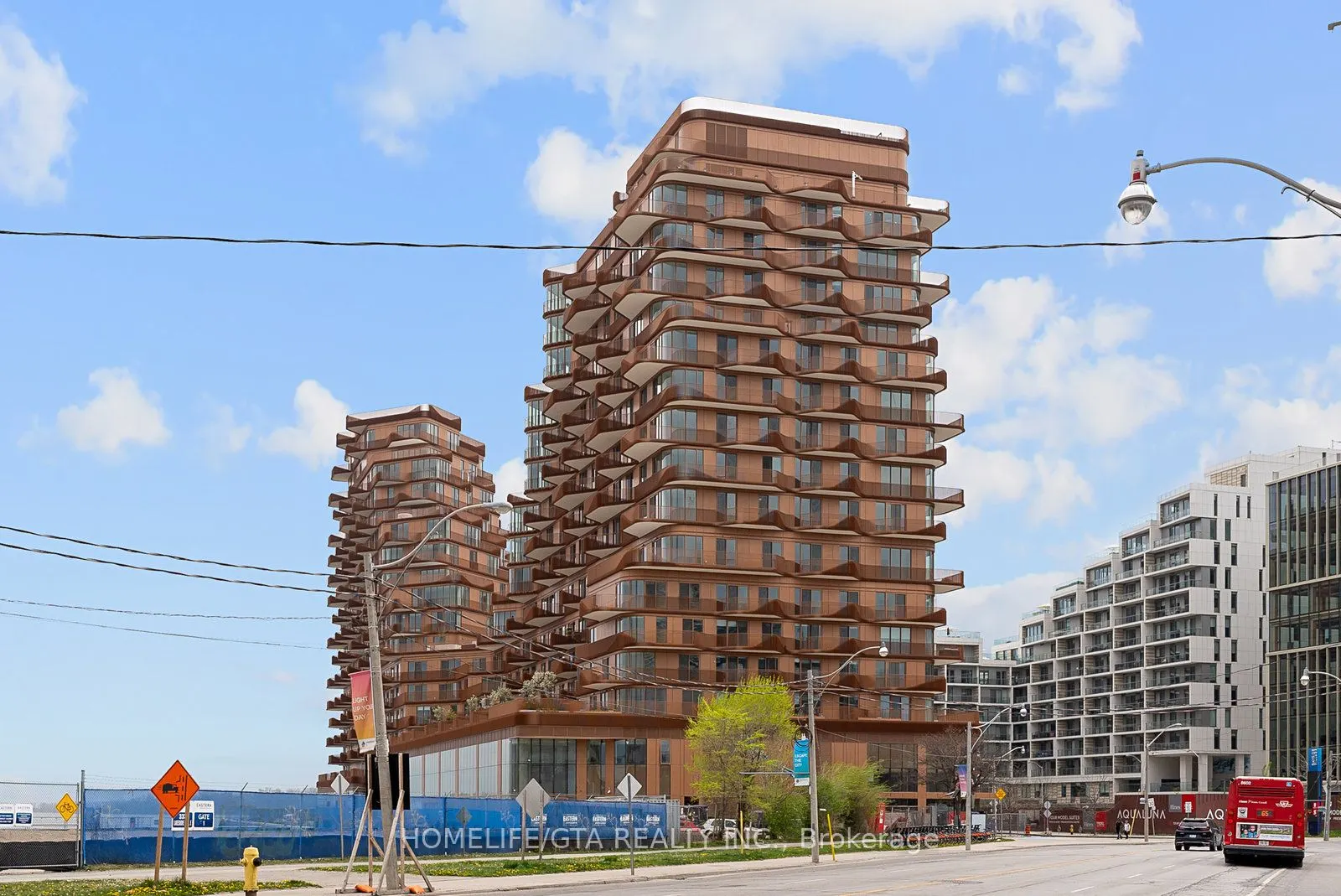 155 Merchants' Wharf Road, #223