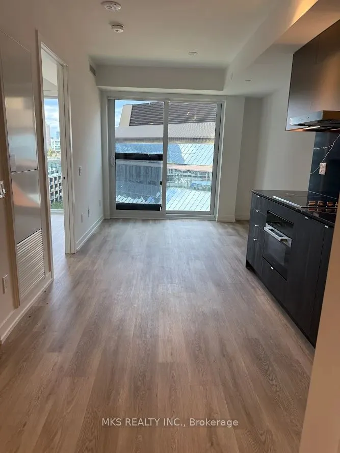 771 Yonge Street, #905