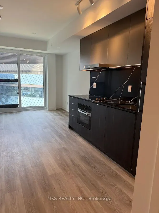 771 Yonge Street, #905