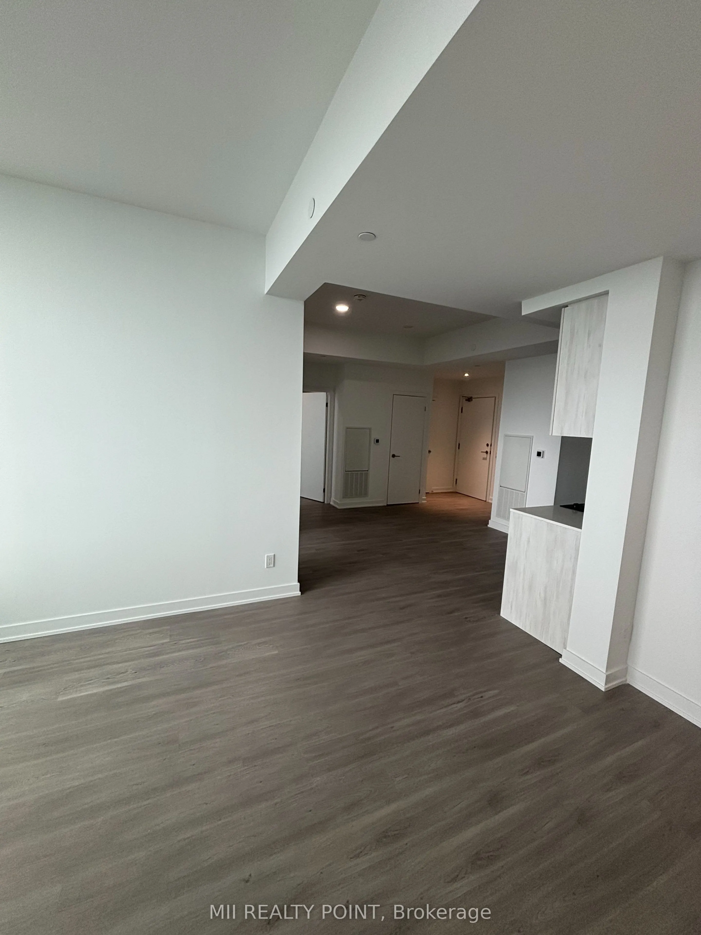 8 Wellesley Street W, #PH01