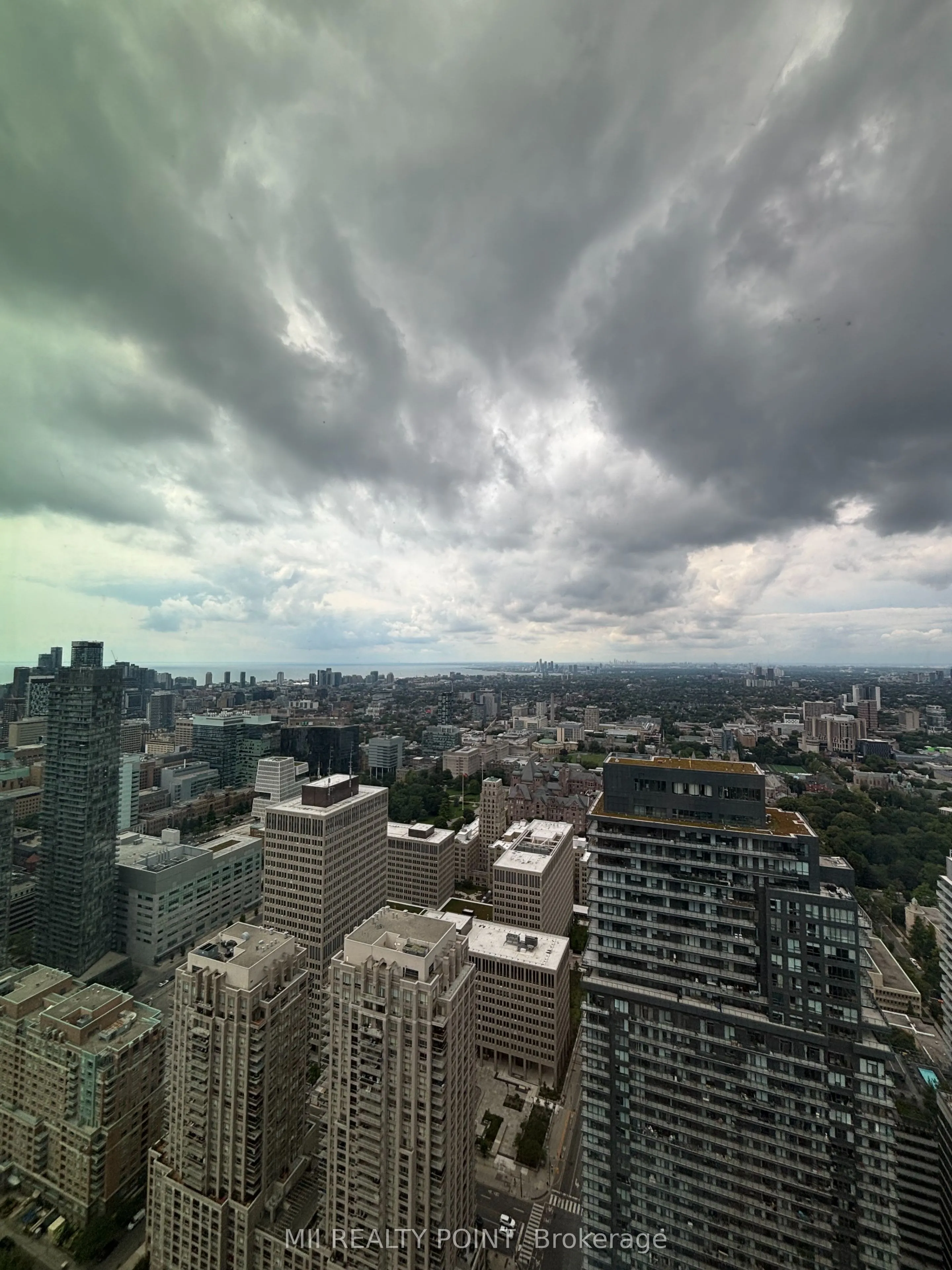 8 Wellesley Street W, #PH01