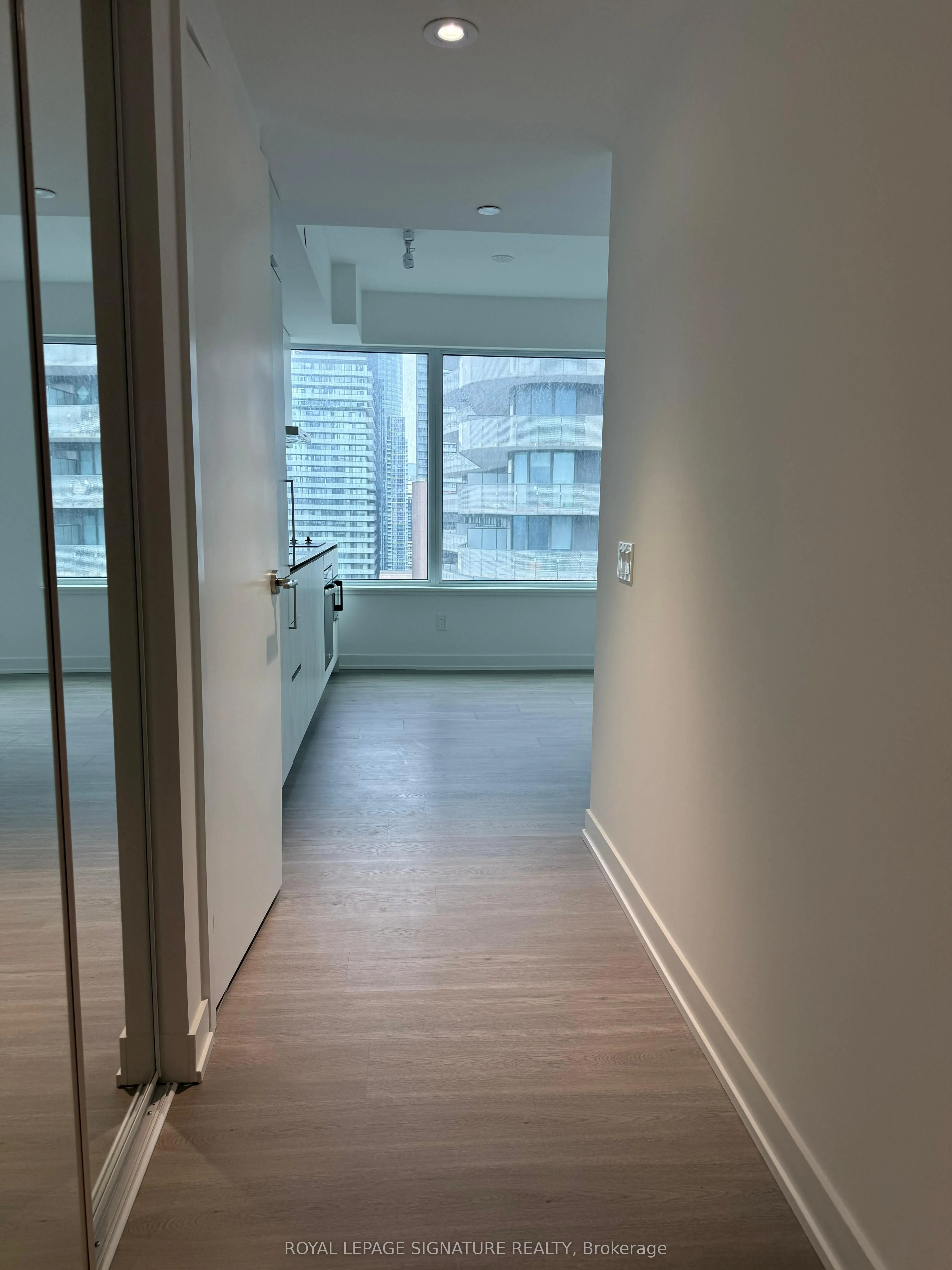 8 Wellesley Street, #3015