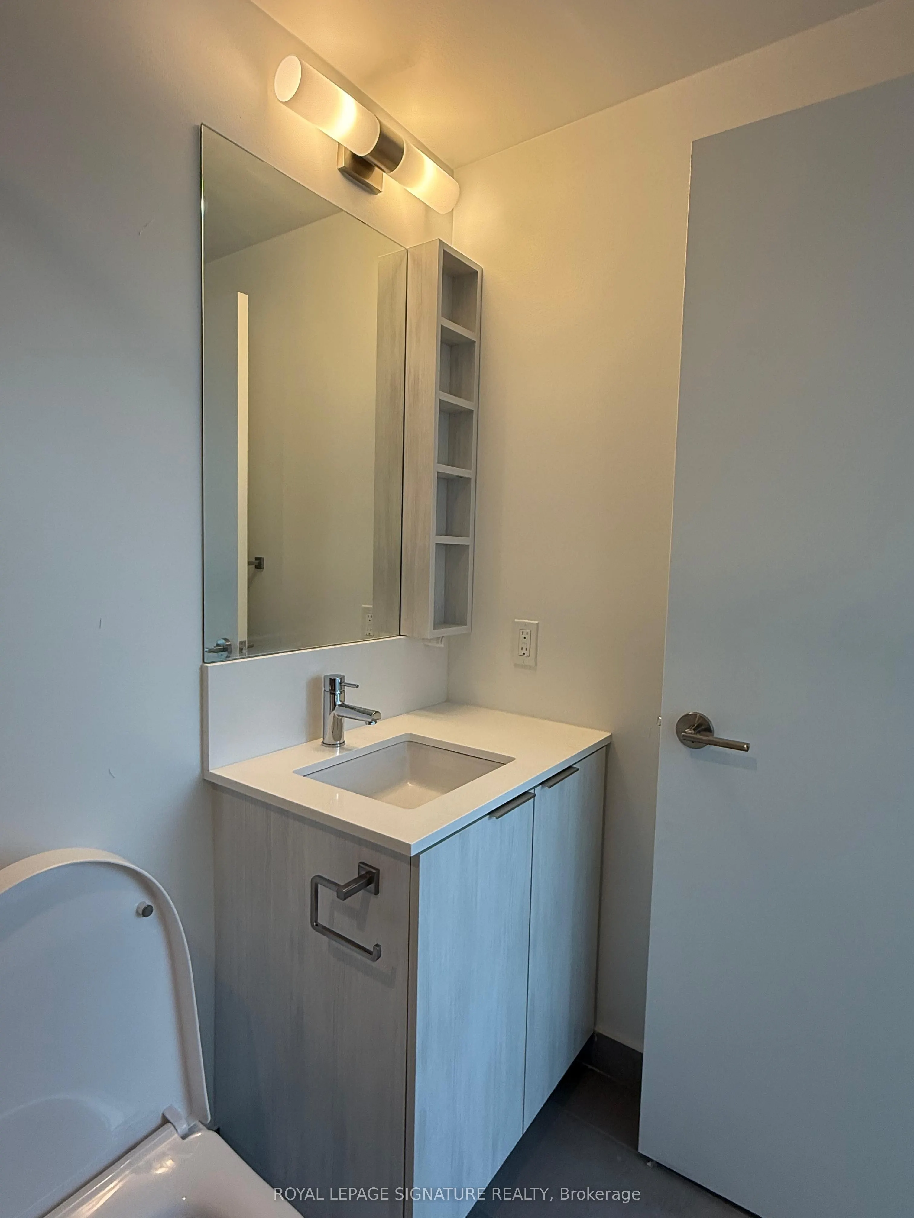 8 Wellesley Street, #3015