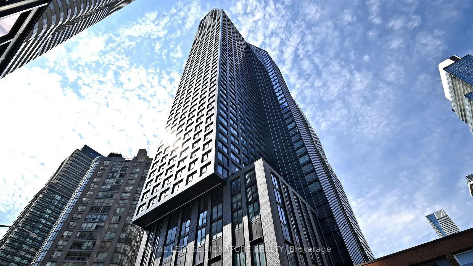 8 Wellesley Street, #3015