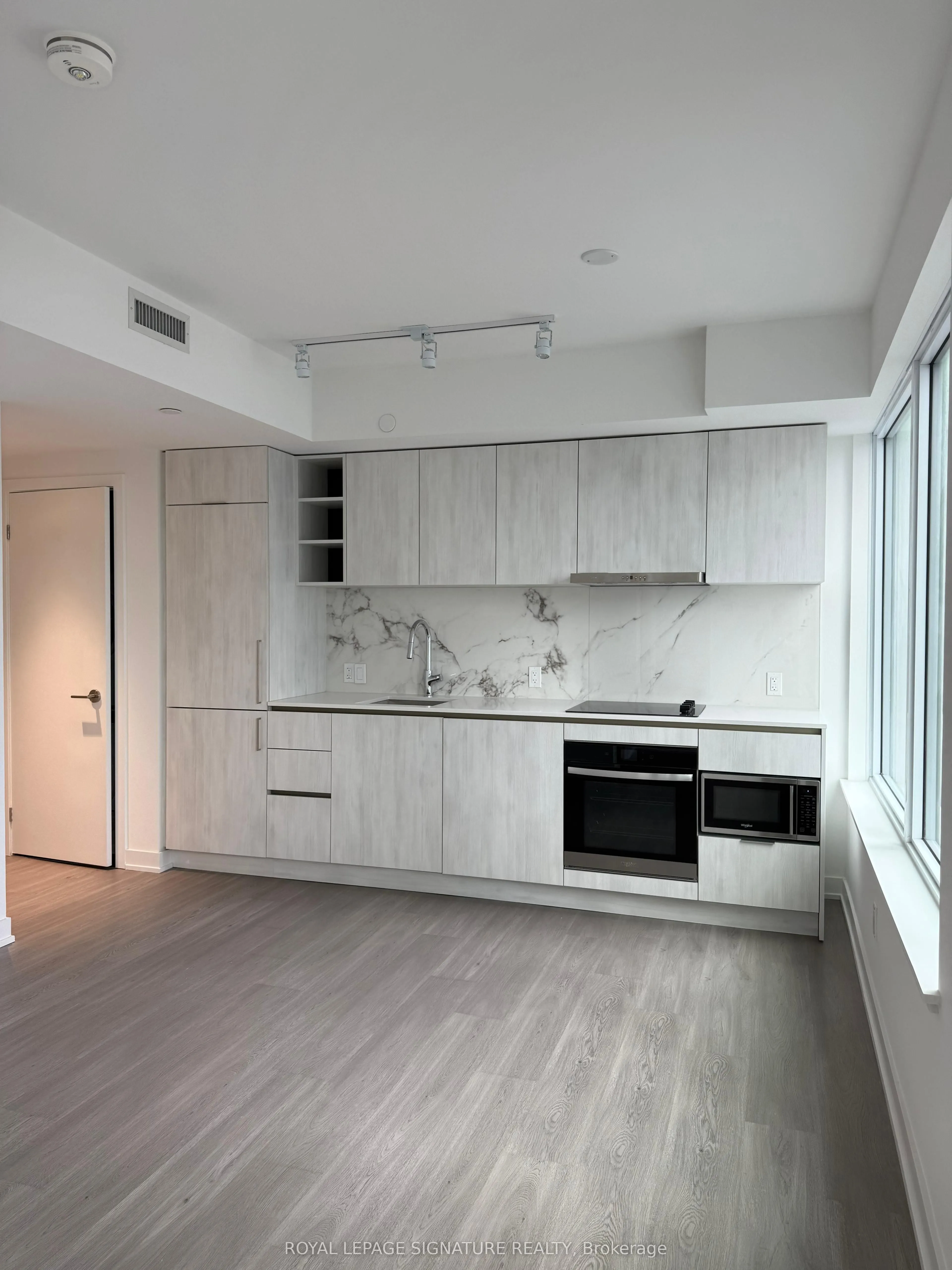 8 Wellesley Street, #3015