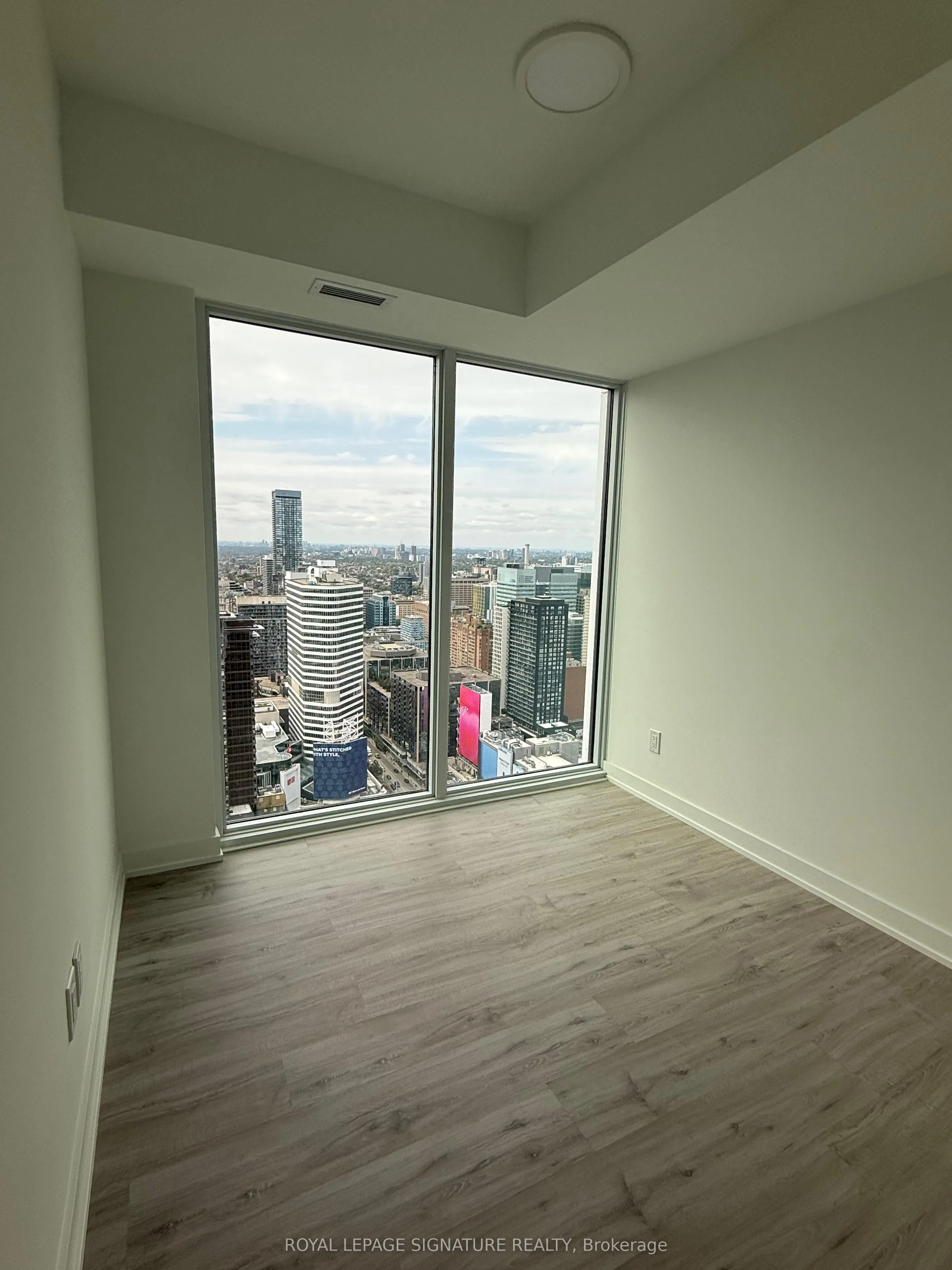 252 Church Street, #5215