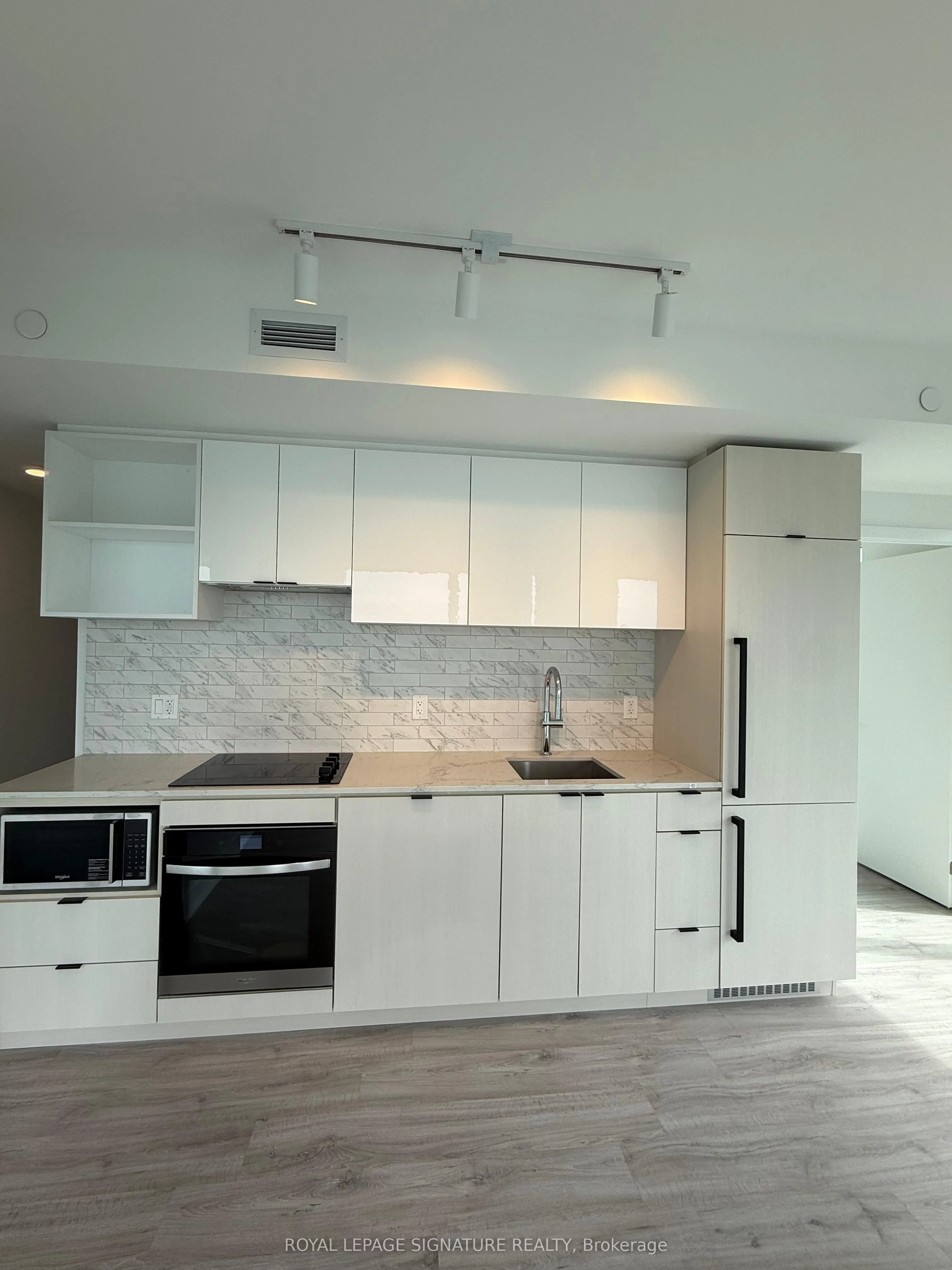 252 Church Street, #5215
