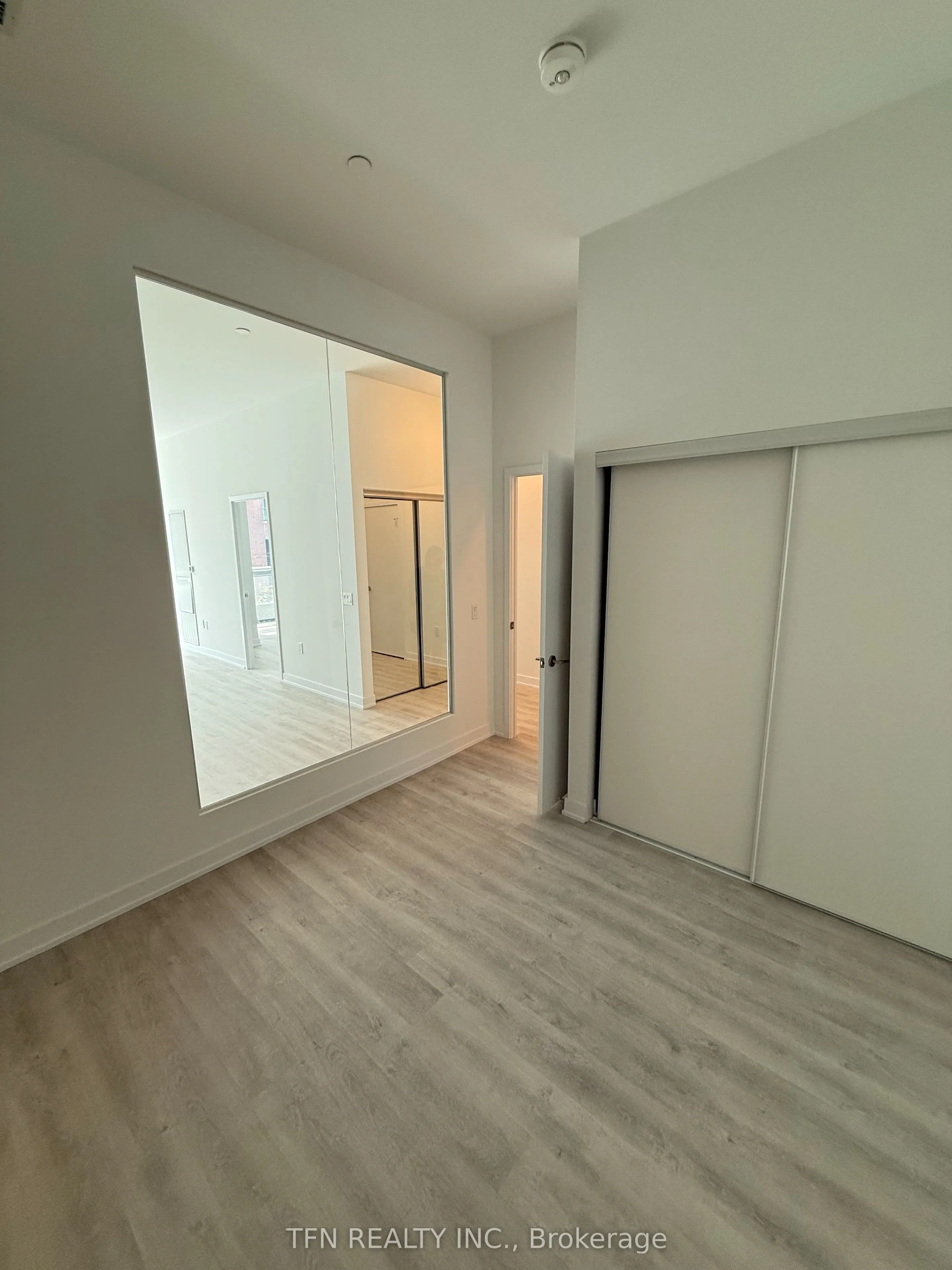 15 Richardson Street, #208