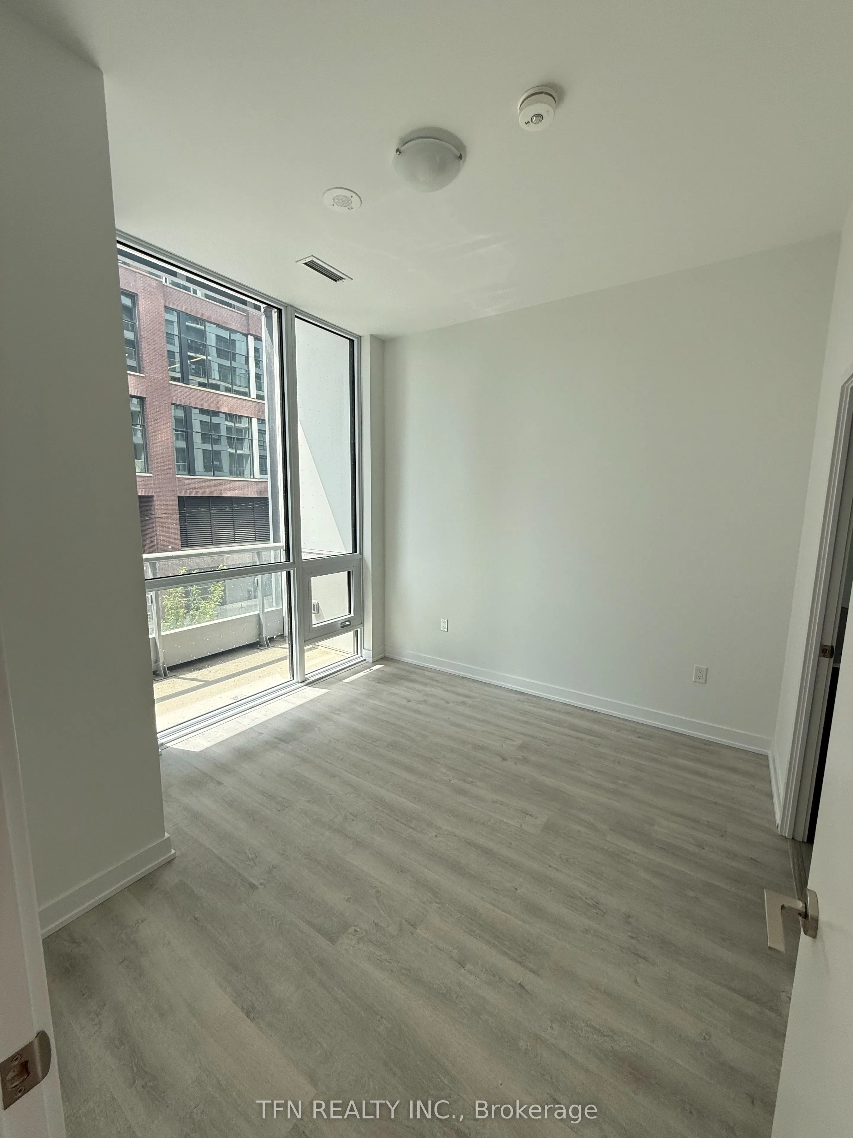 15 Richardson Street, #208