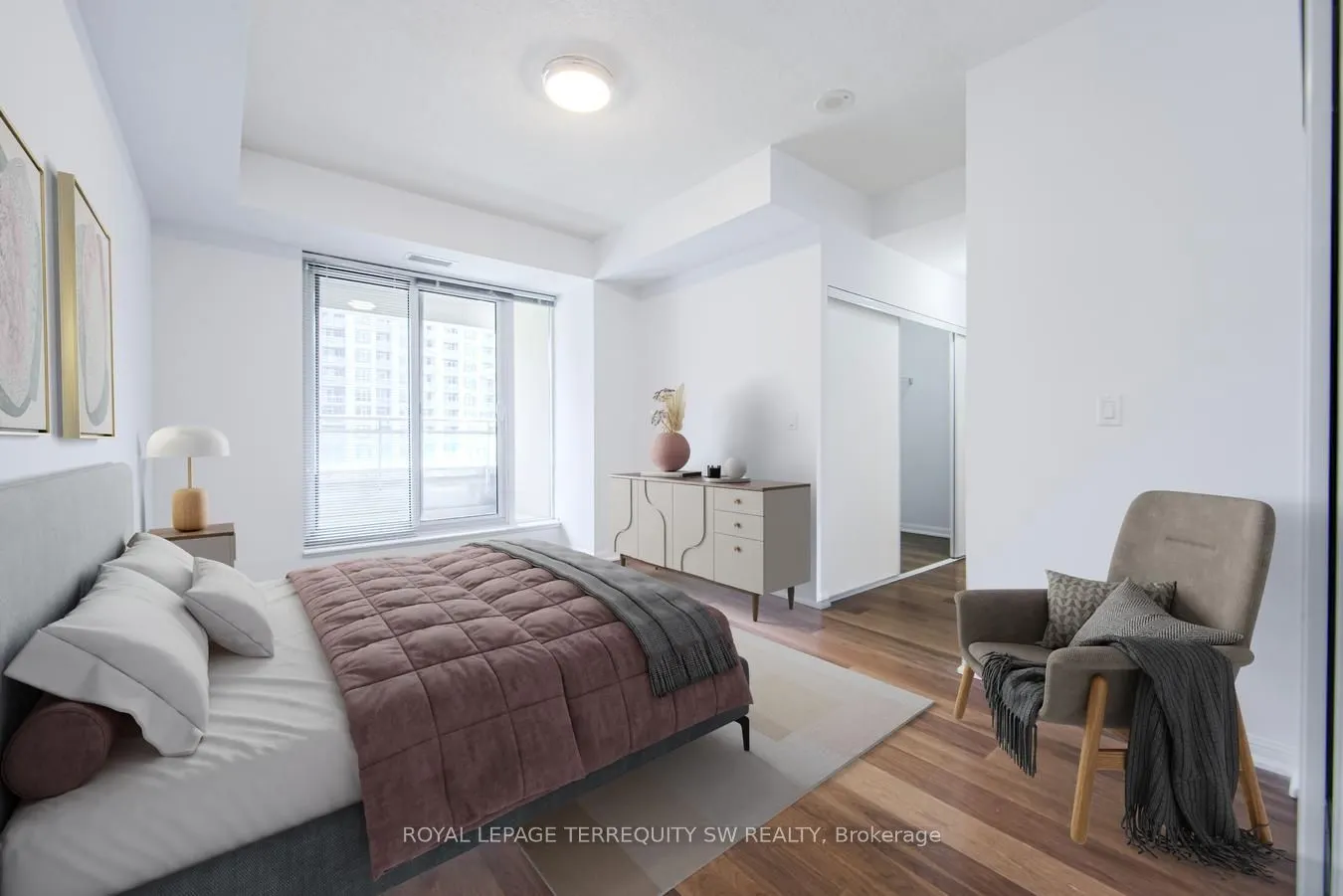 628 Fleet Street, #1009