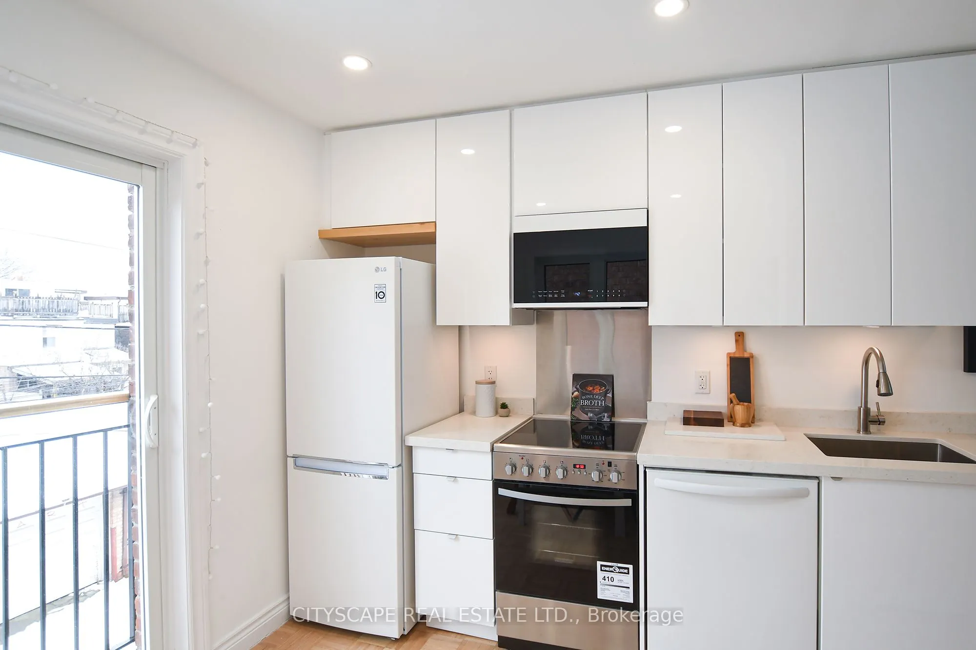 5 Federal Street, #Front Apt