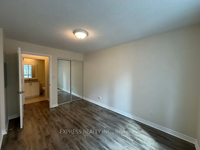 168 Simcoe Street, #809