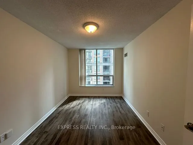 168 Simcoe Street, #809