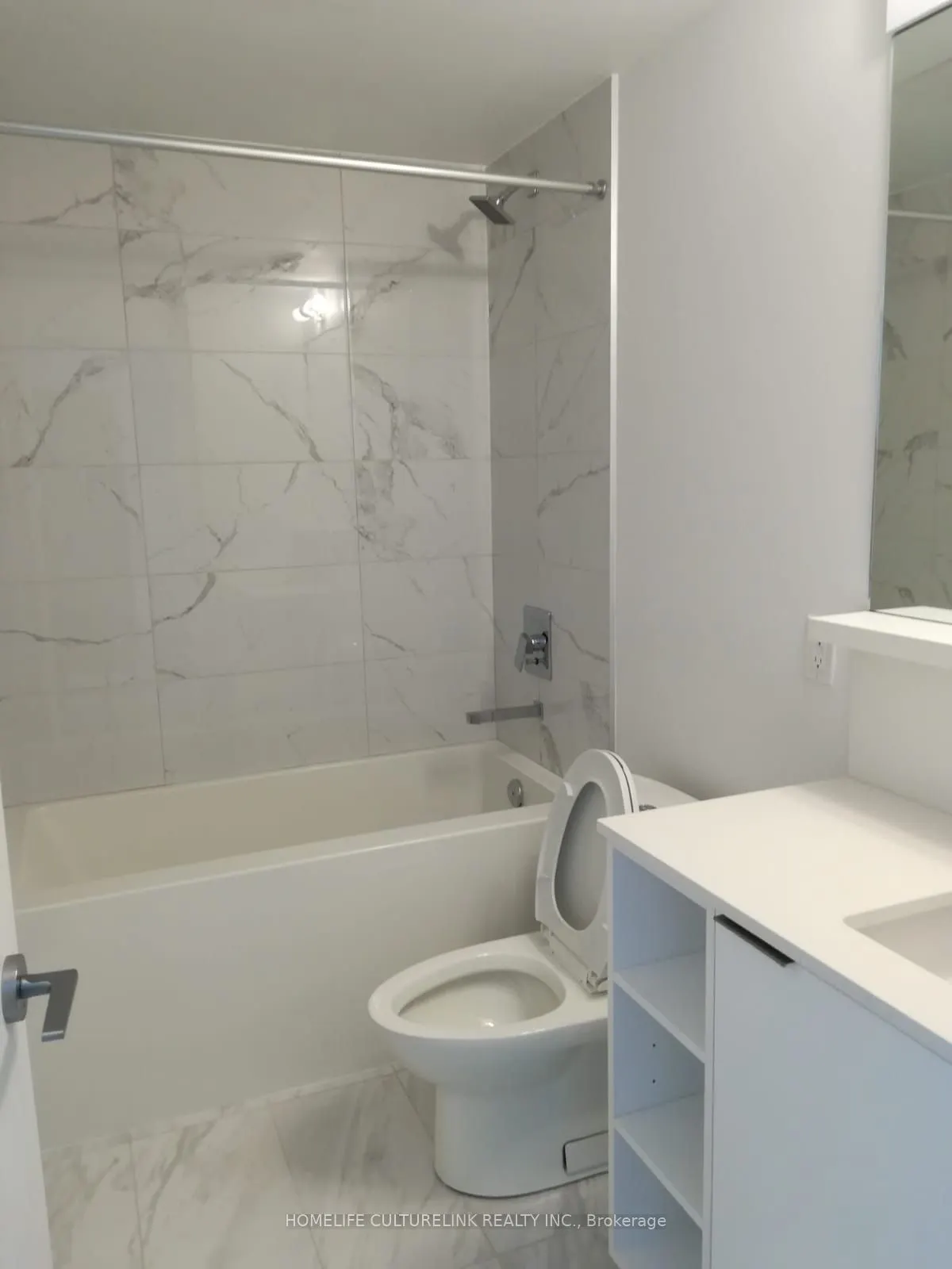 85 Wood Street, #1010