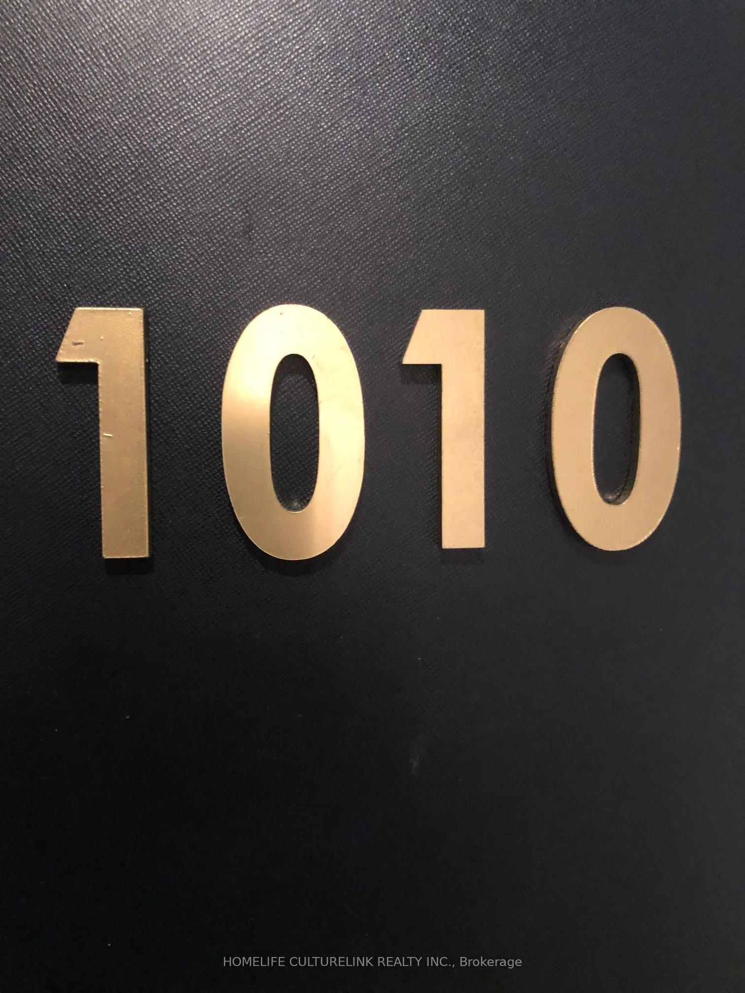 85 Wood Street, #1010