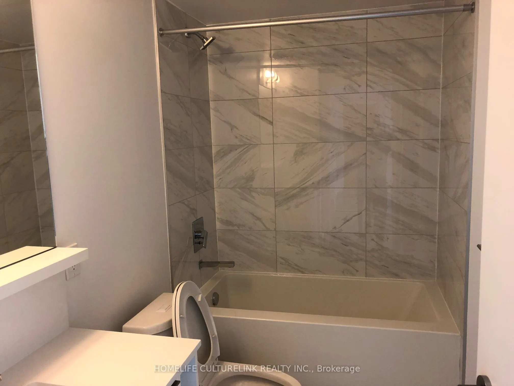 85 Wood Street, #1010