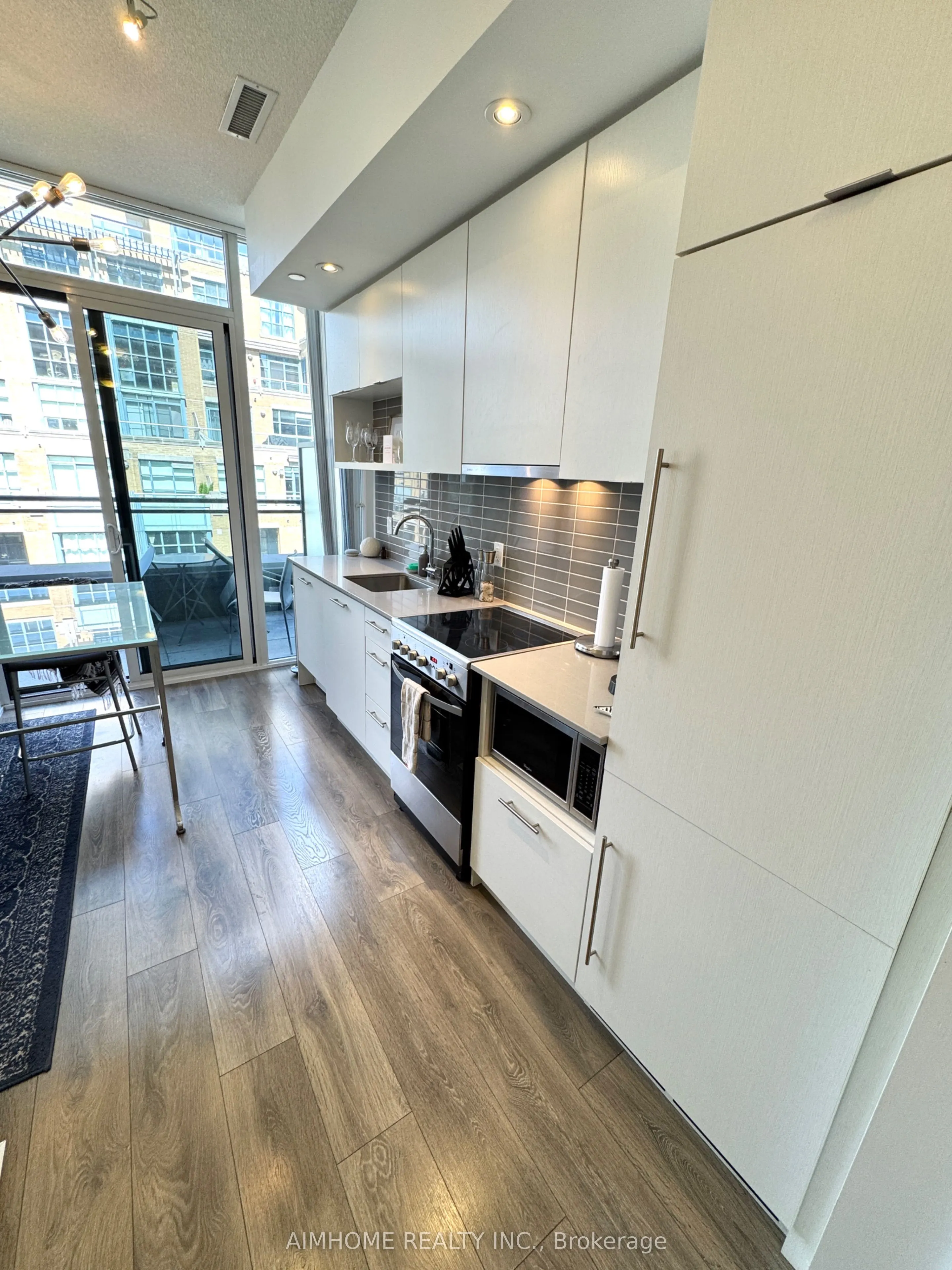 435 Richmond Street W, #1201