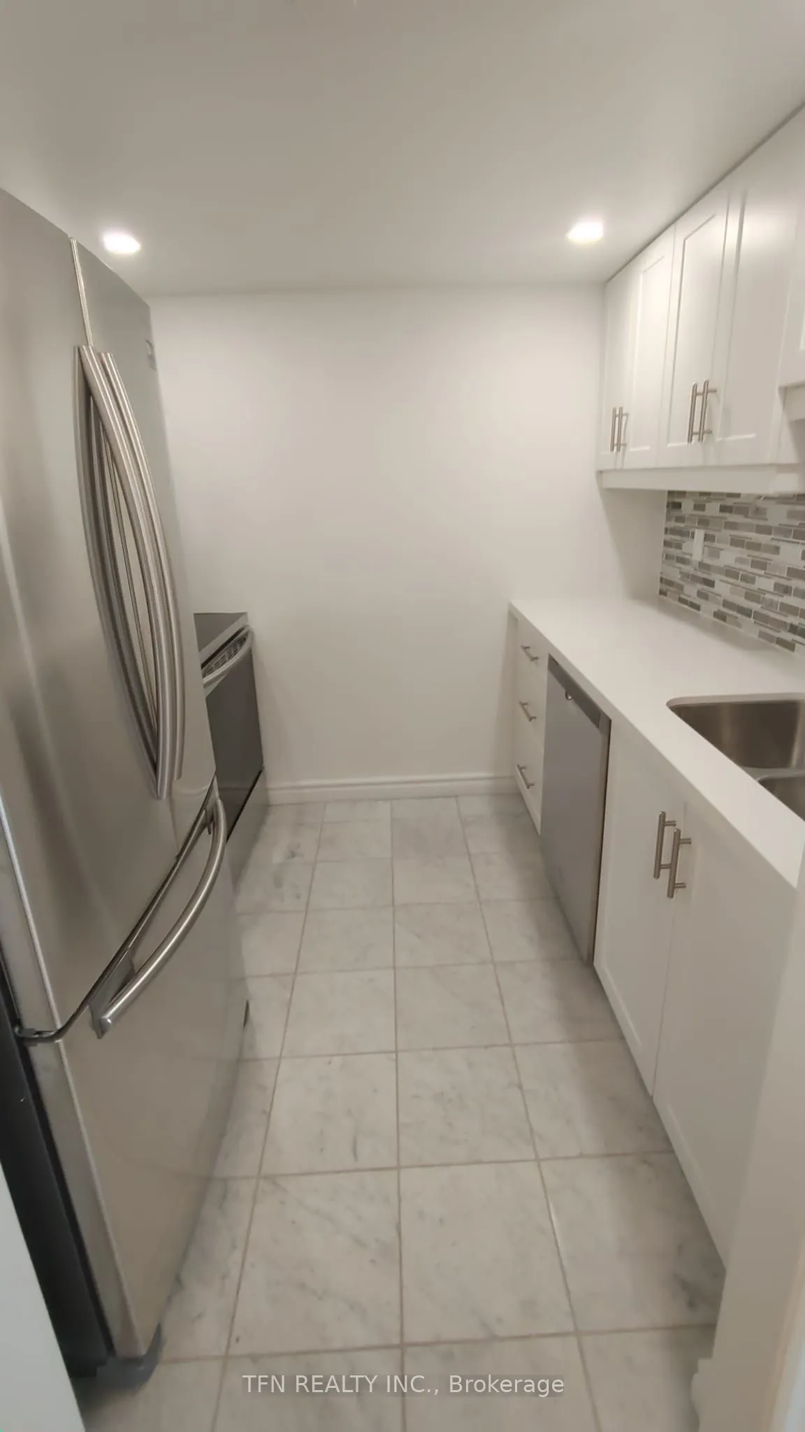 38 Elm Street, #2700