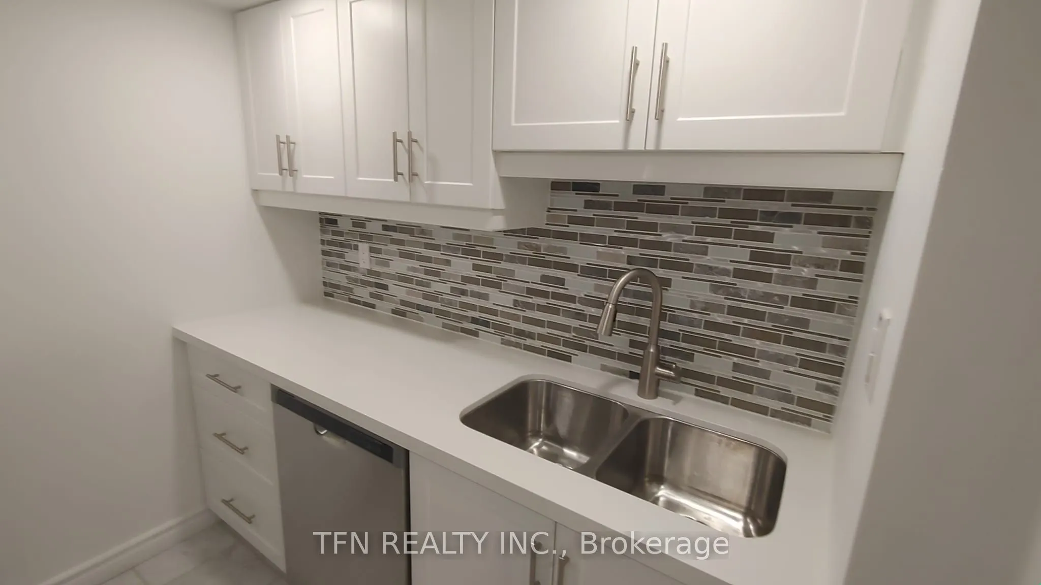 38 Elm Street, #2700