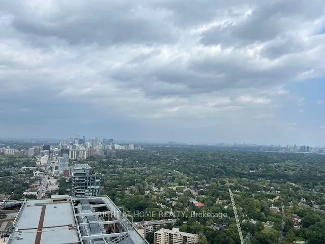 1 Bloor Street E, #4709