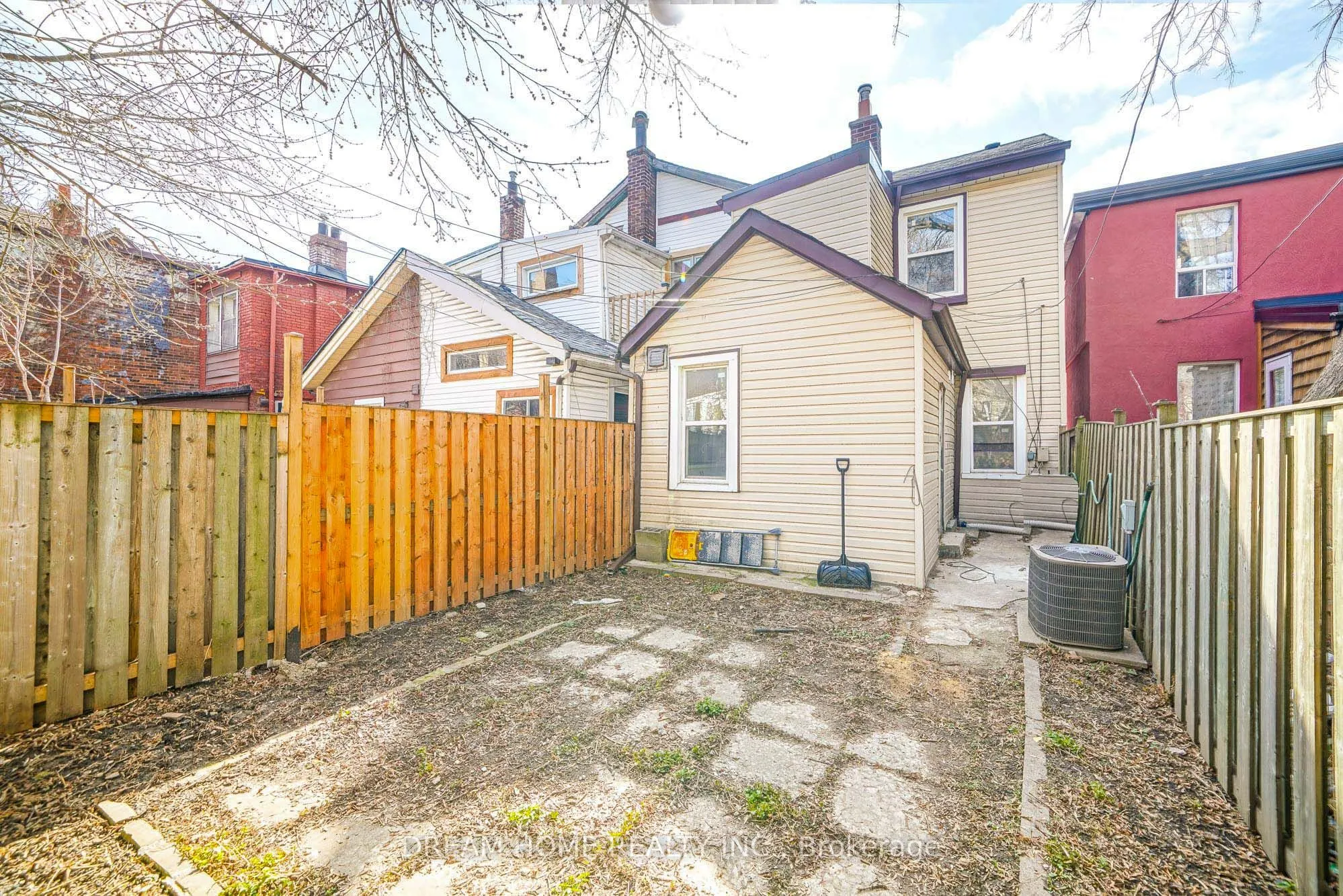 29 Glasgow Street, #RM 3
