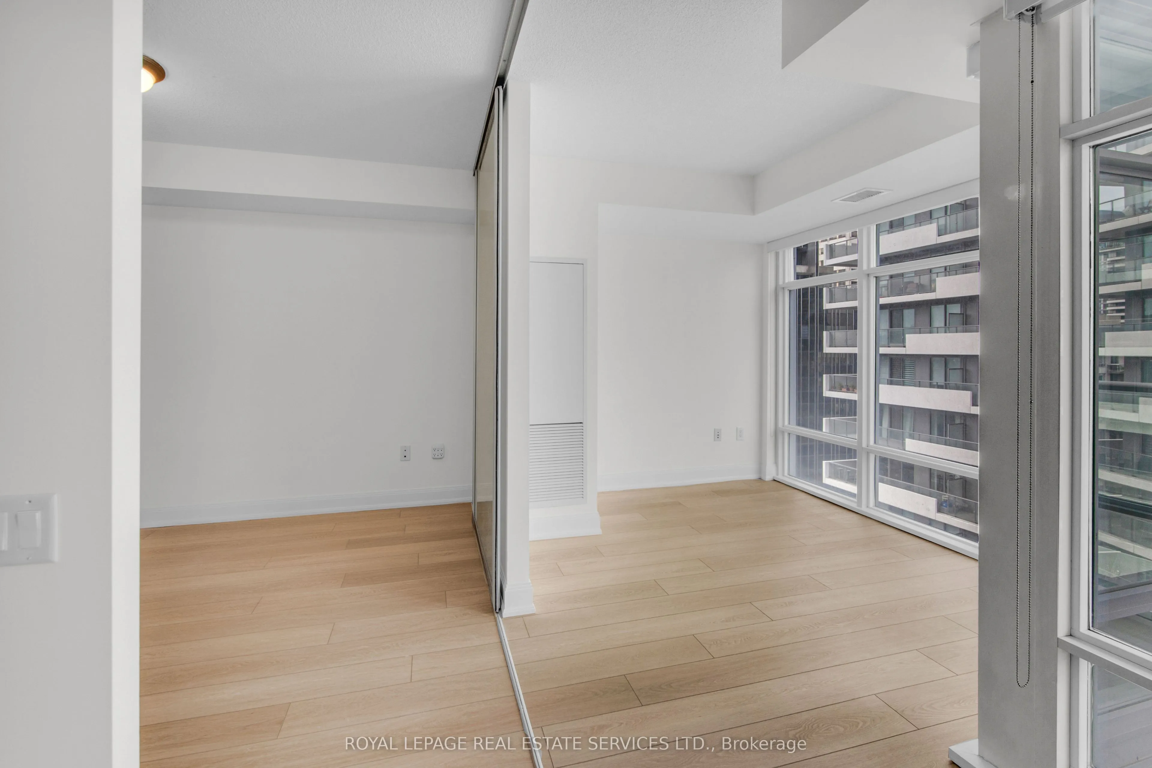 2191 Yonge Street, #1909