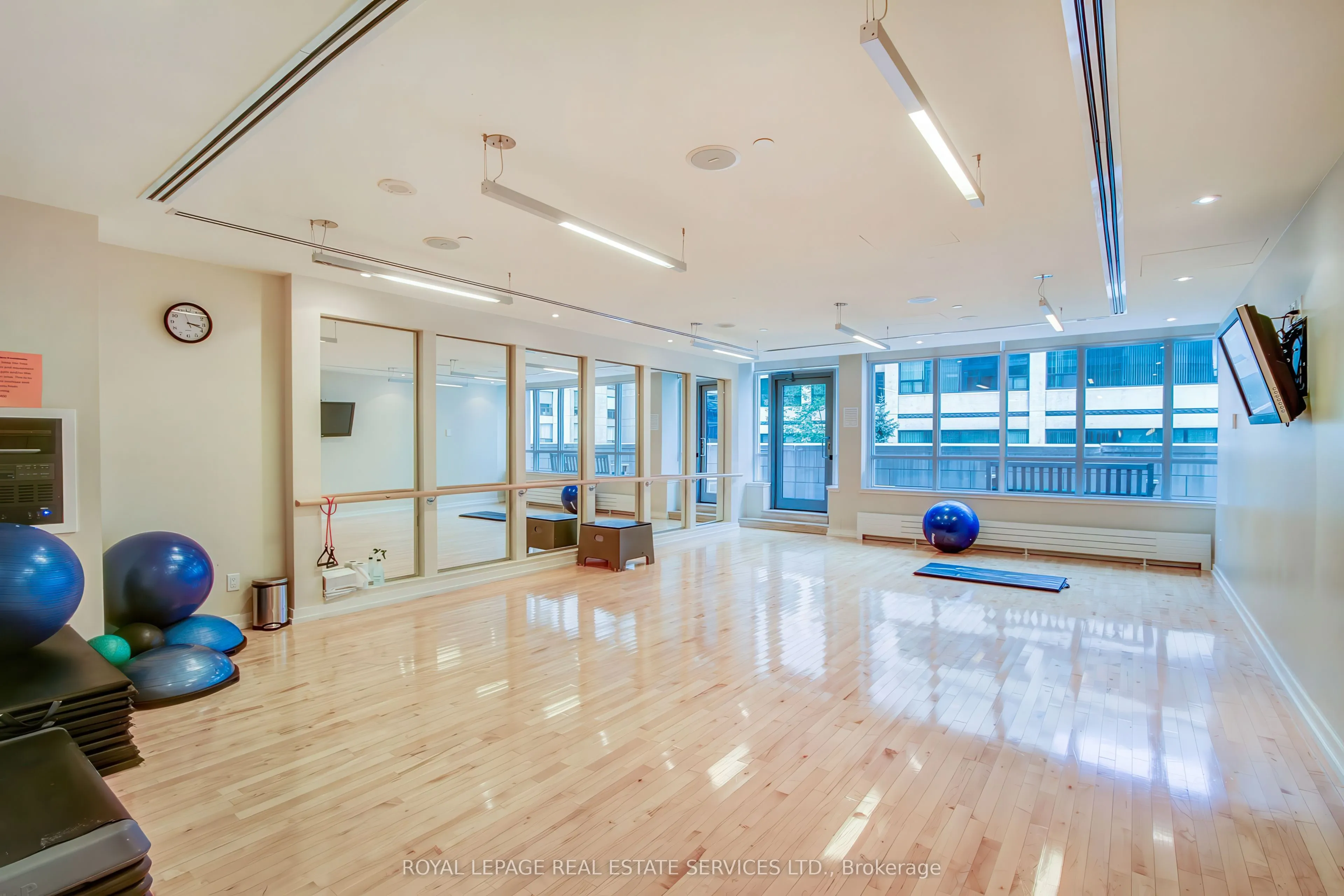 2191 Yonge Street, #1909