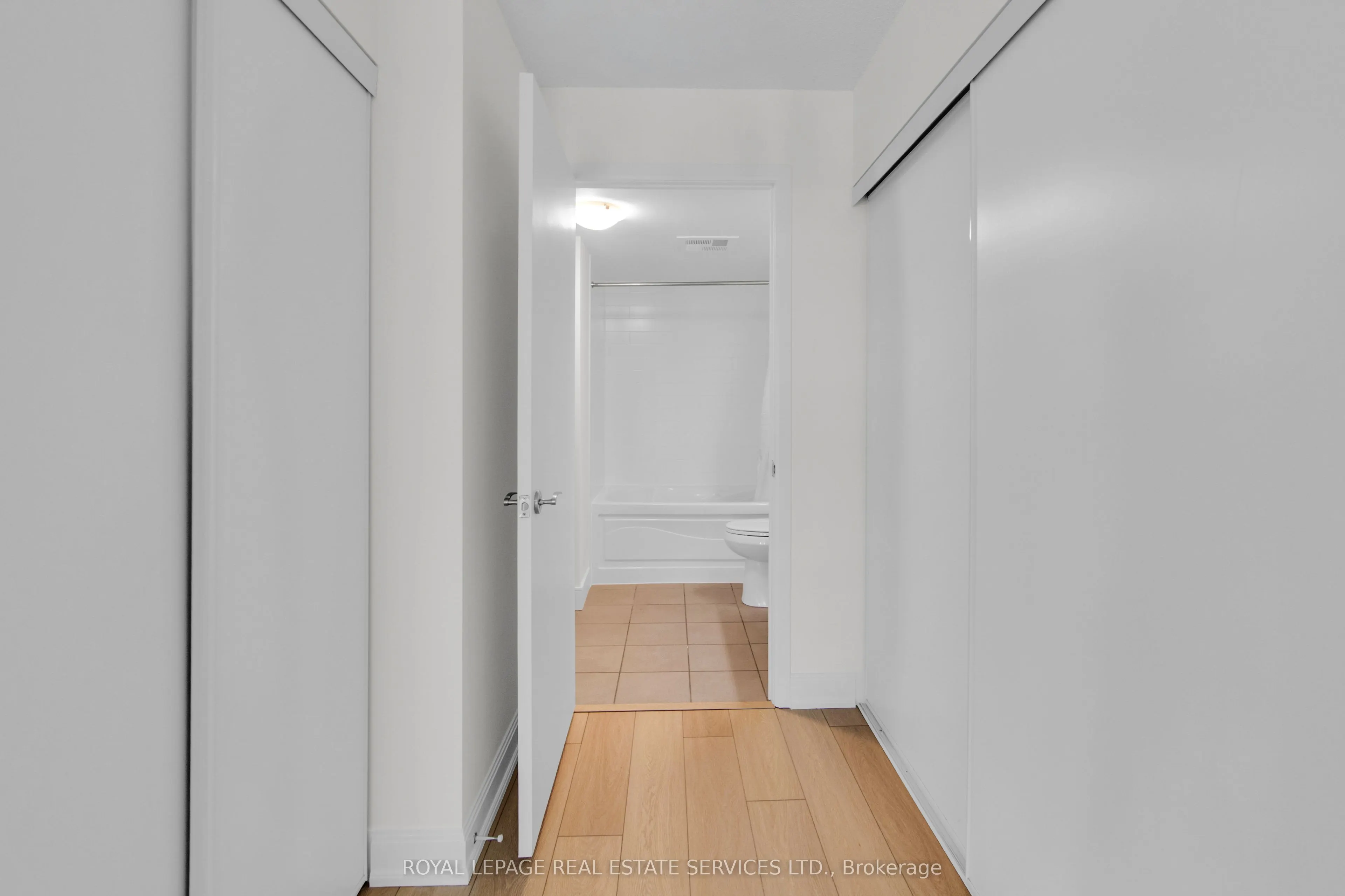 2191 Yonge Street, #1909