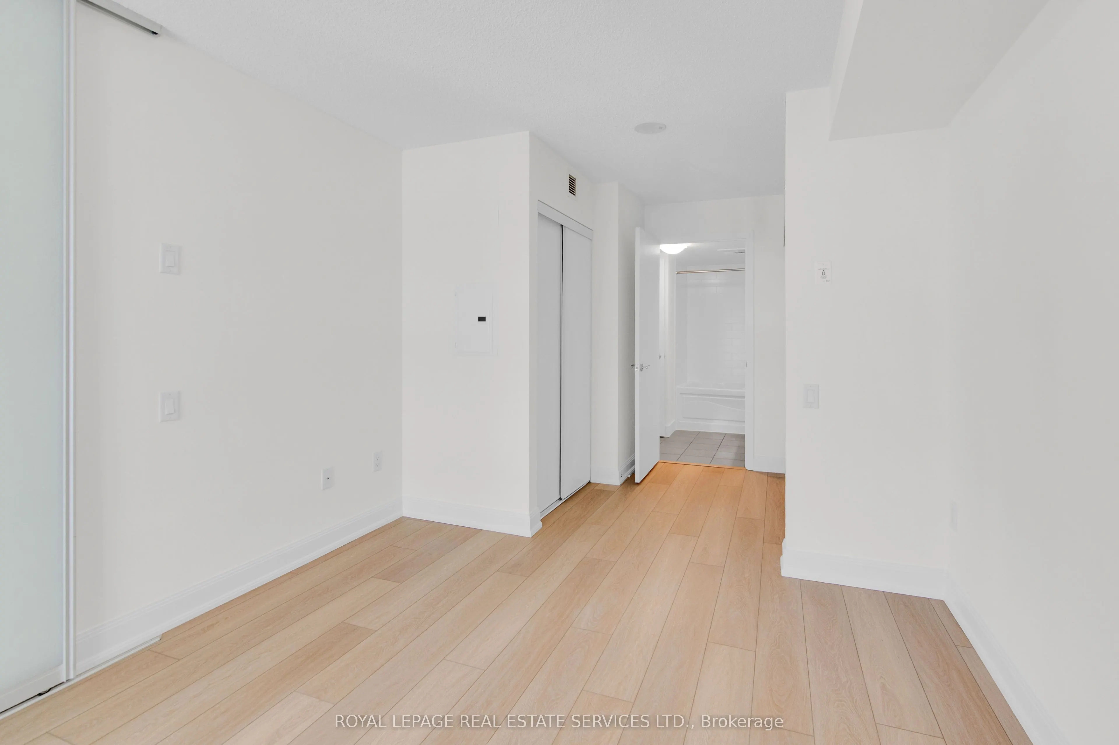 2191 Yonge Street, #1909