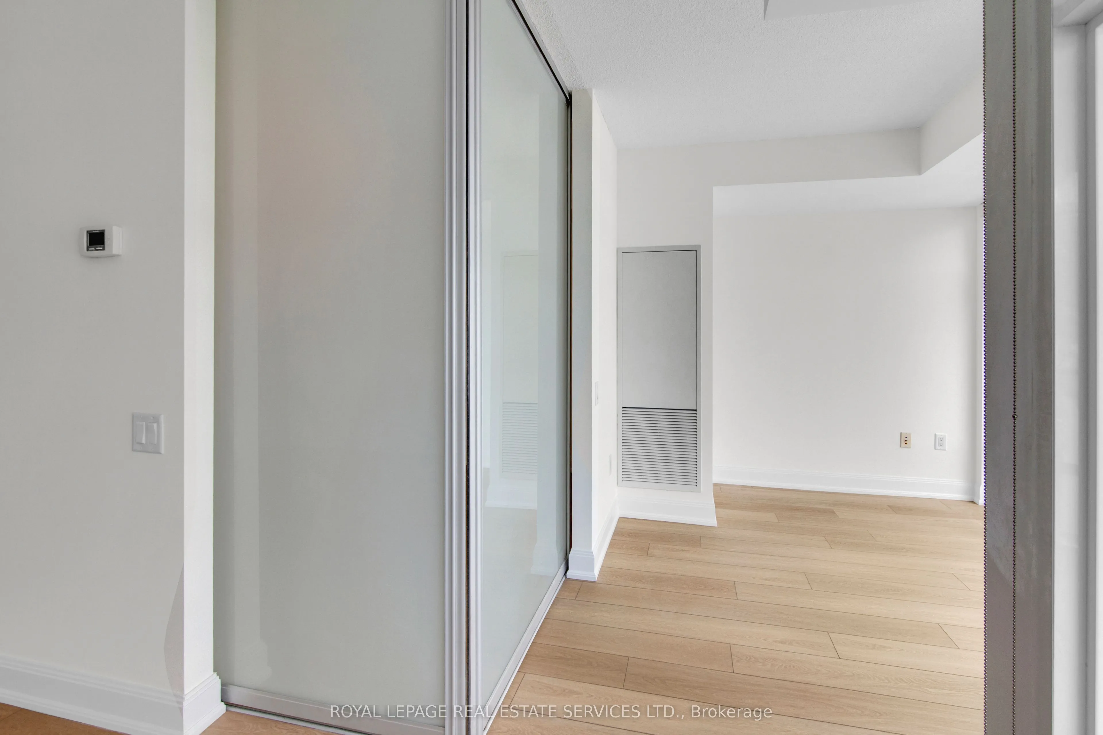 2191 Yonge Street, #1909