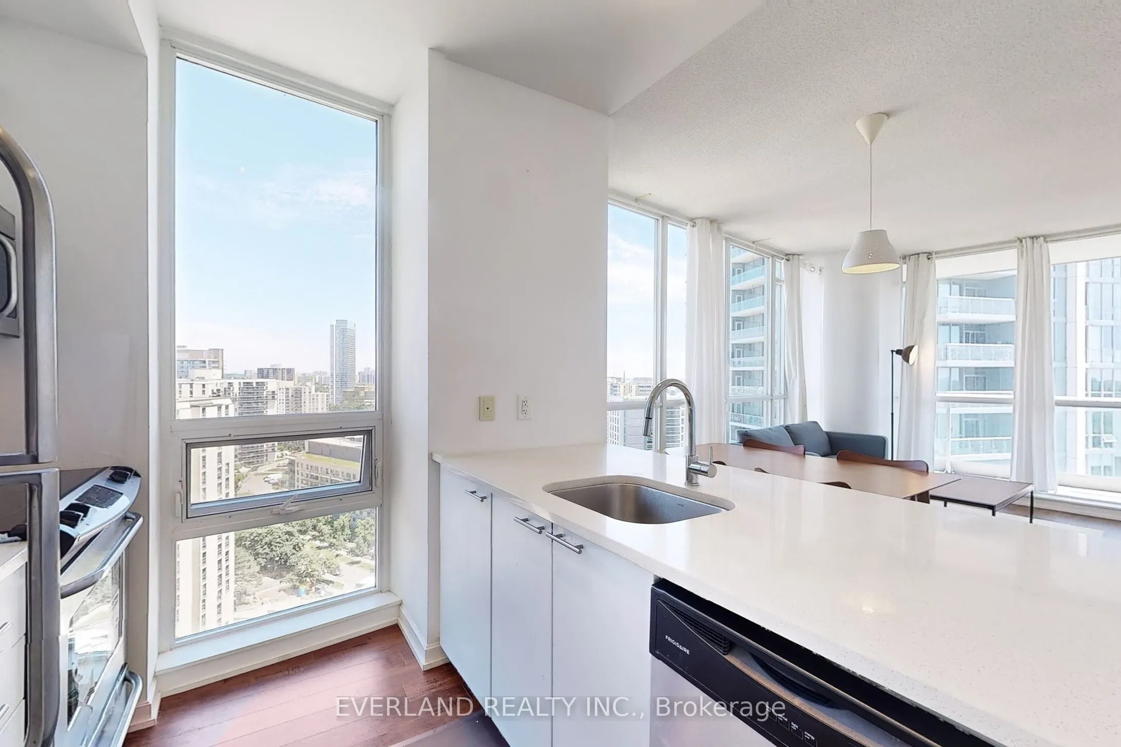 66 Forest Manor Road, #1708