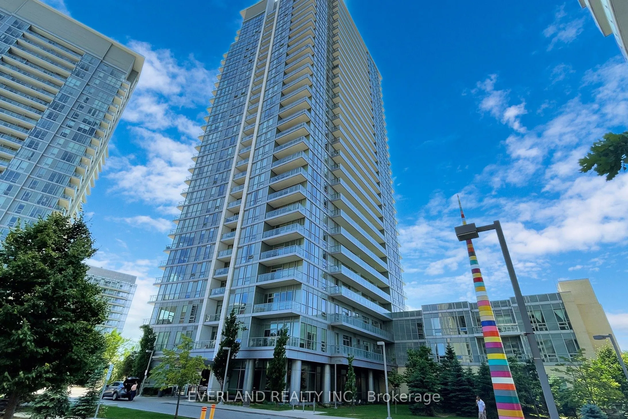 66 Forest Manor Road, #1708