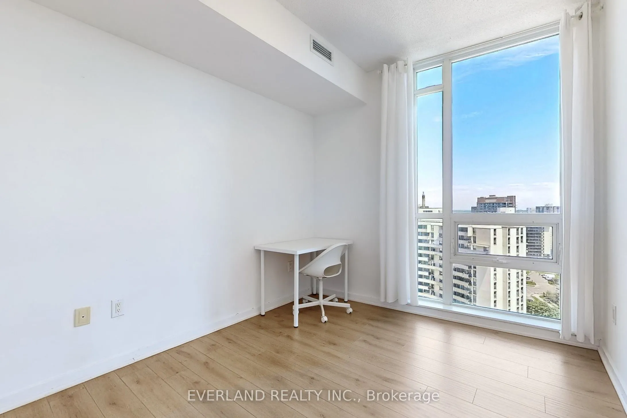 66 Forest Manor Road, #1708